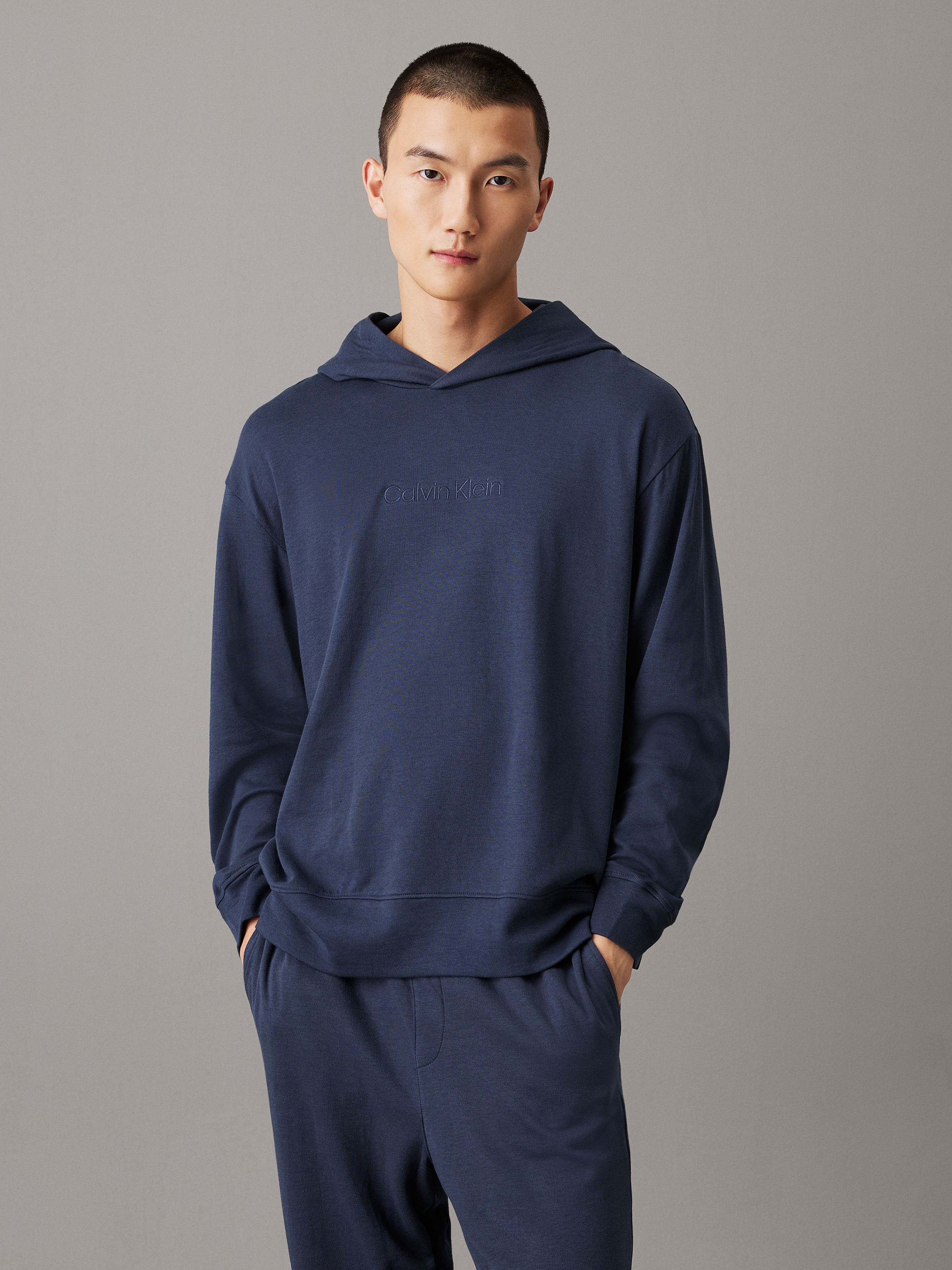 Men's Sweatshirts + Hoodies| Calvin Klein