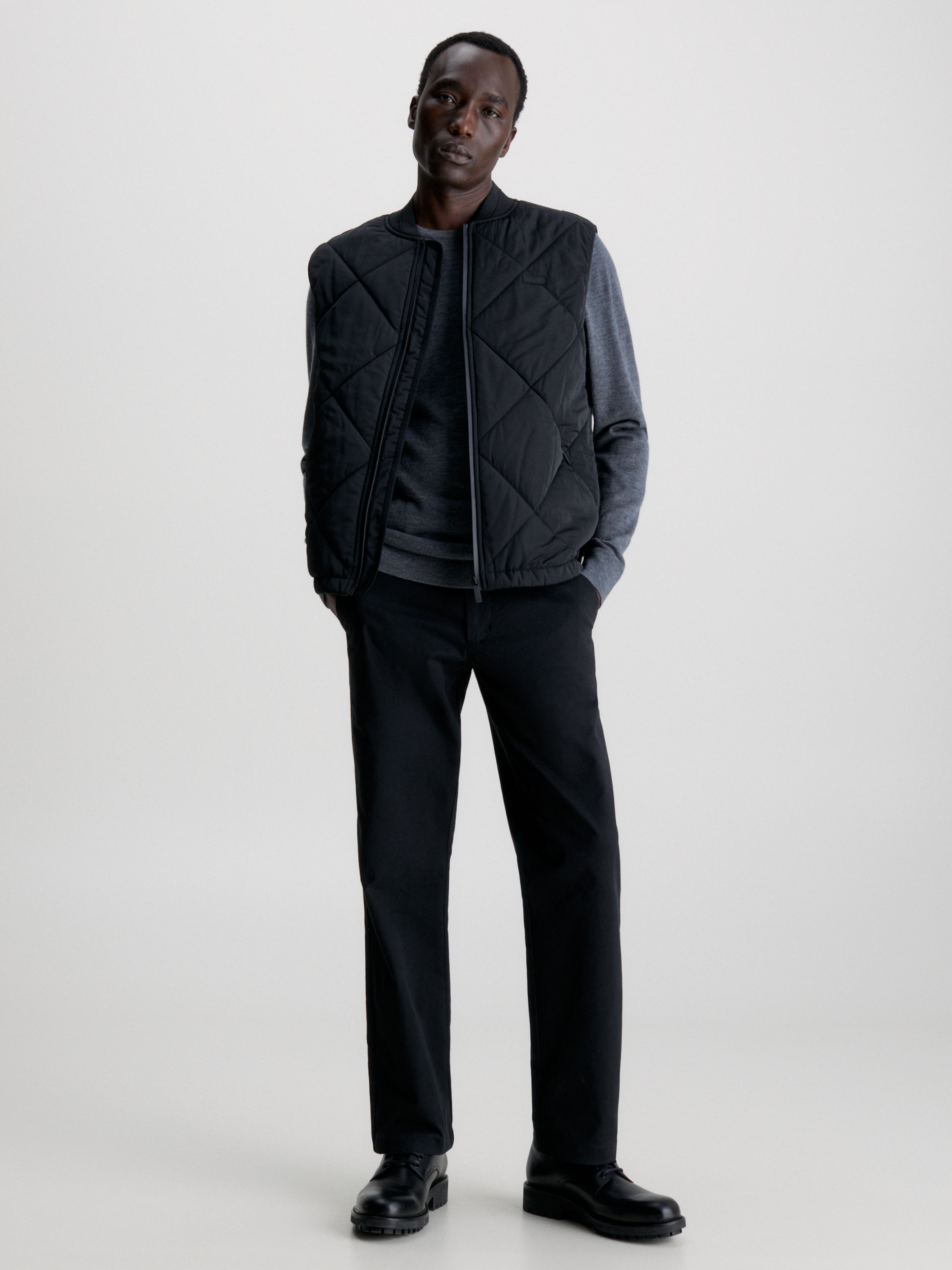【即完売品】BoTT Quilted Sparkle Vest ブラック Quilted Twill Vest | Calvin Klein
