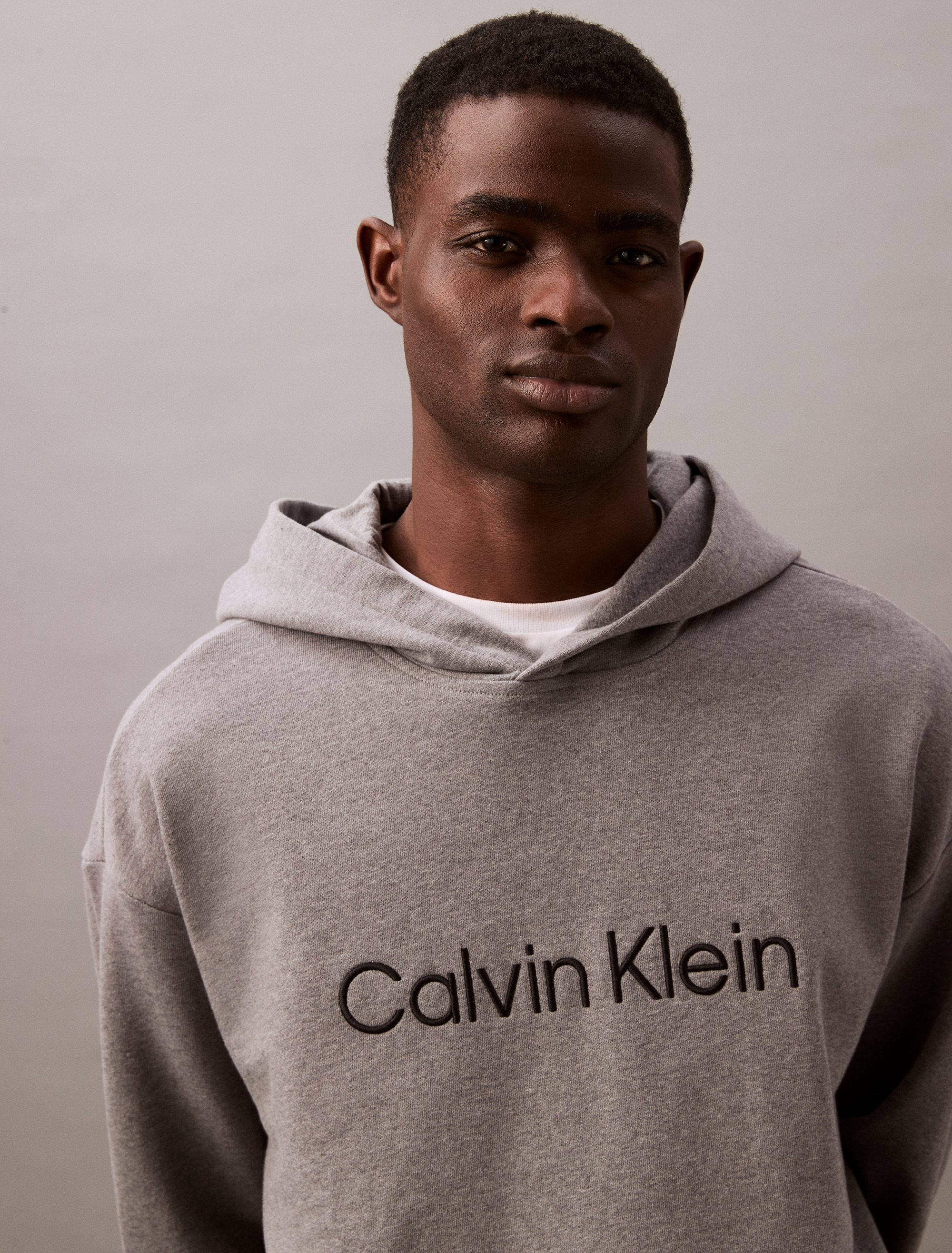 Standard Logo Relaxed Hoodie | Calvin Klein