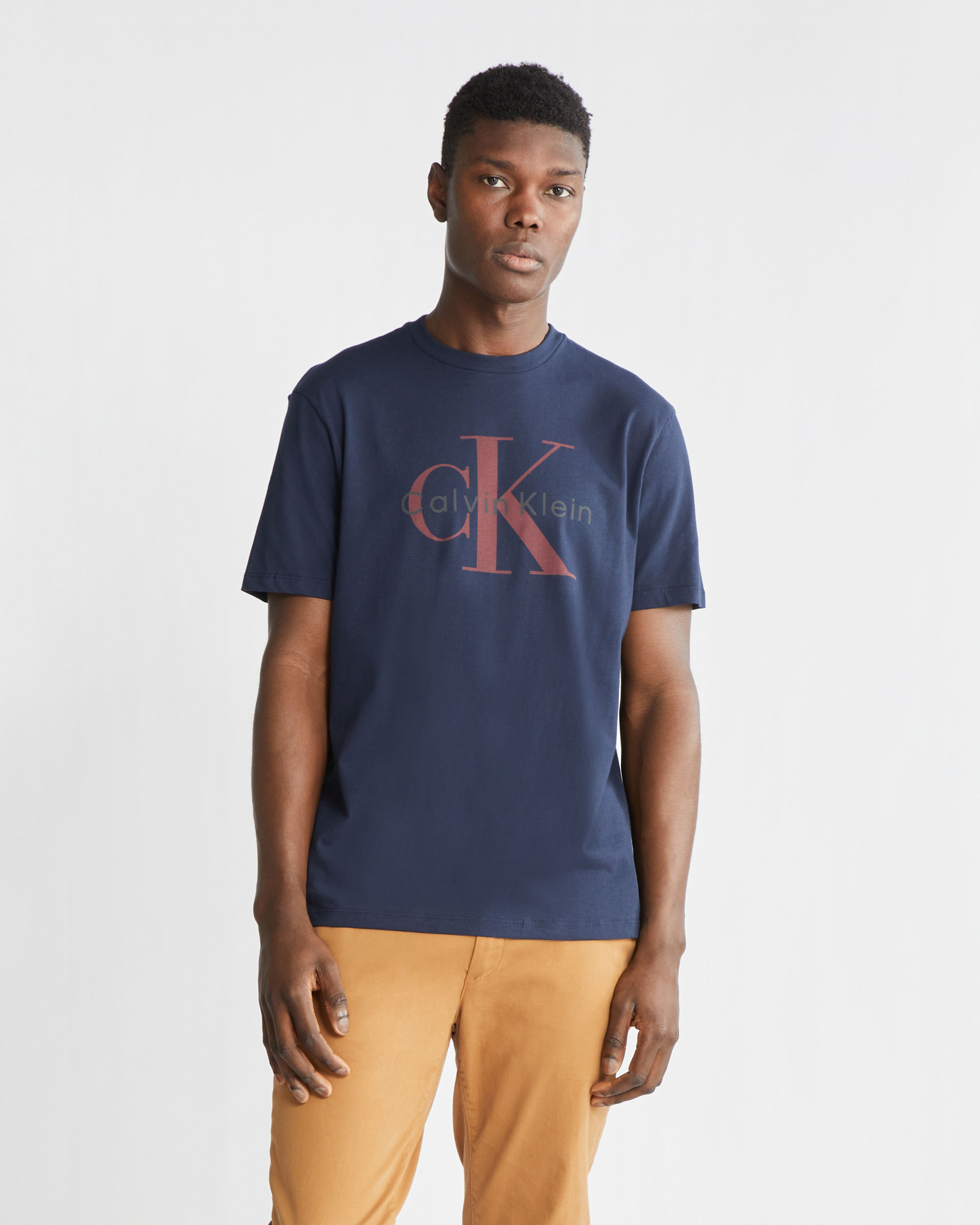 Navy calvin best sale klein t shirt