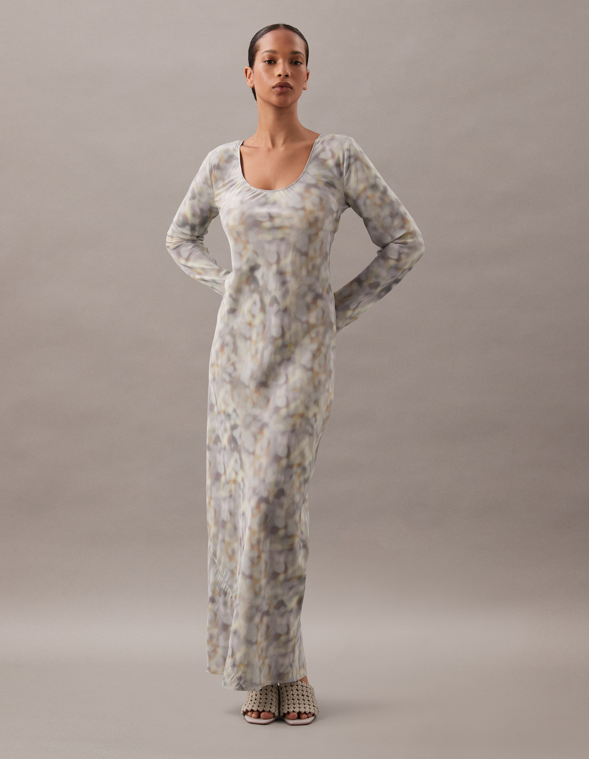 Printed Scoop Neck Maxi Dress