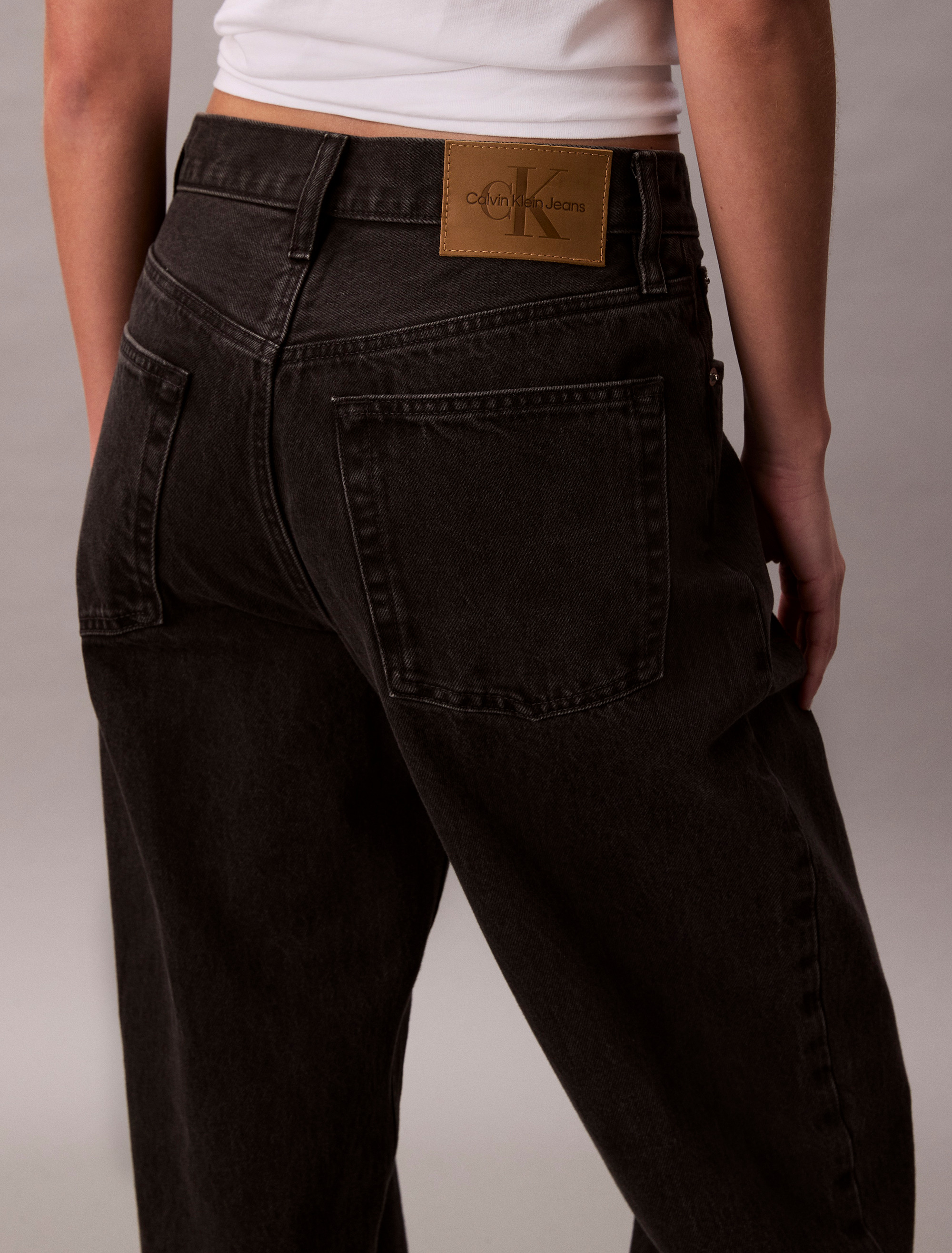 ★★ ★★ Women's 90s loose fit black denim 47B92 Women's High Rise 90s Relaxed Jean | Women's Clearance