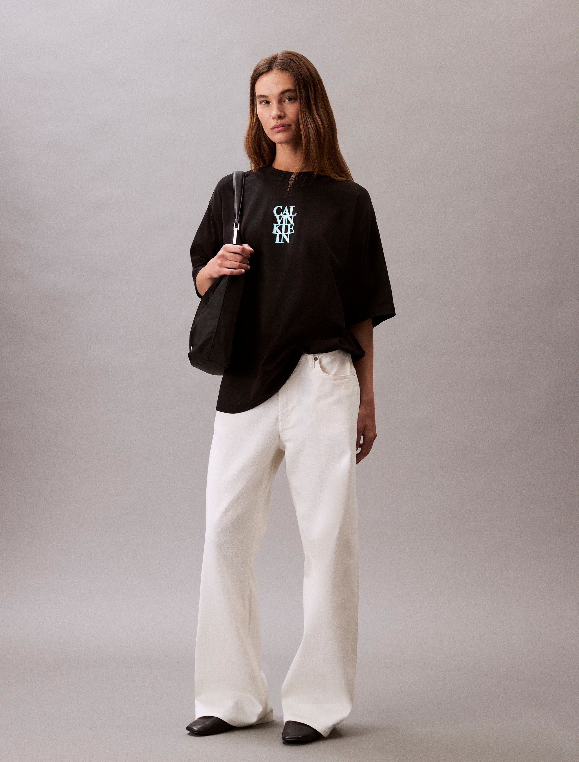Oversized Bold Logo T-Shirt | Calvin Klein