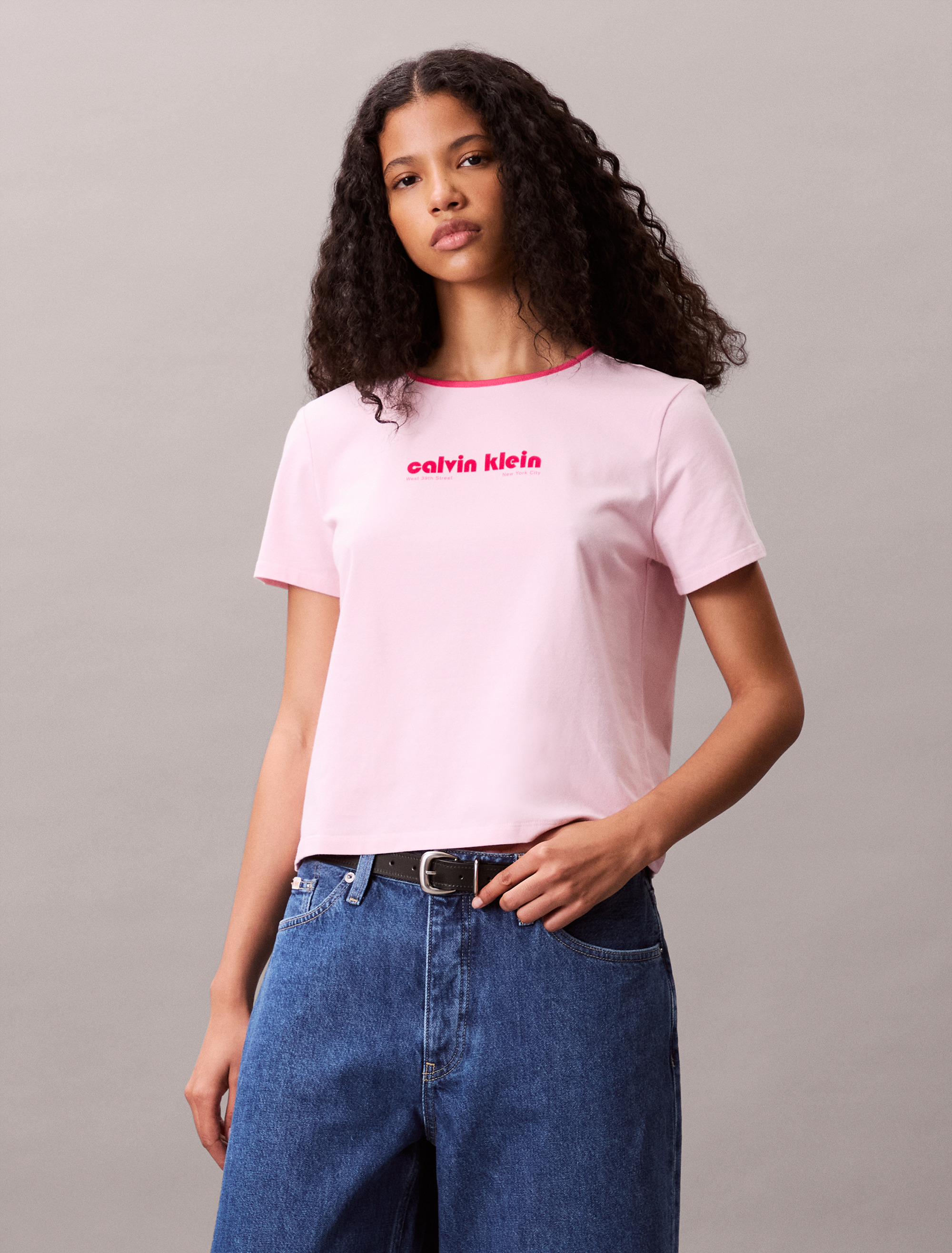 ★早期完売★CK JEAN★Women's Logo Baby Crop T-shirt★大人気 Women's T-shirts | Calvin Klein Taiwan