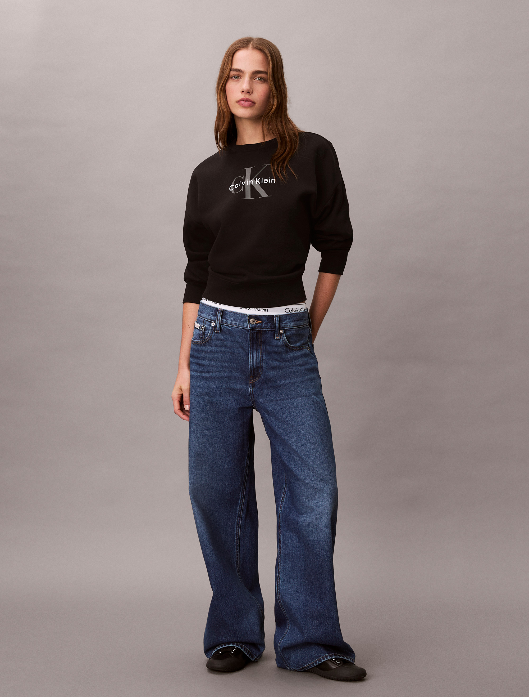 Low Rise Baggy Jeans