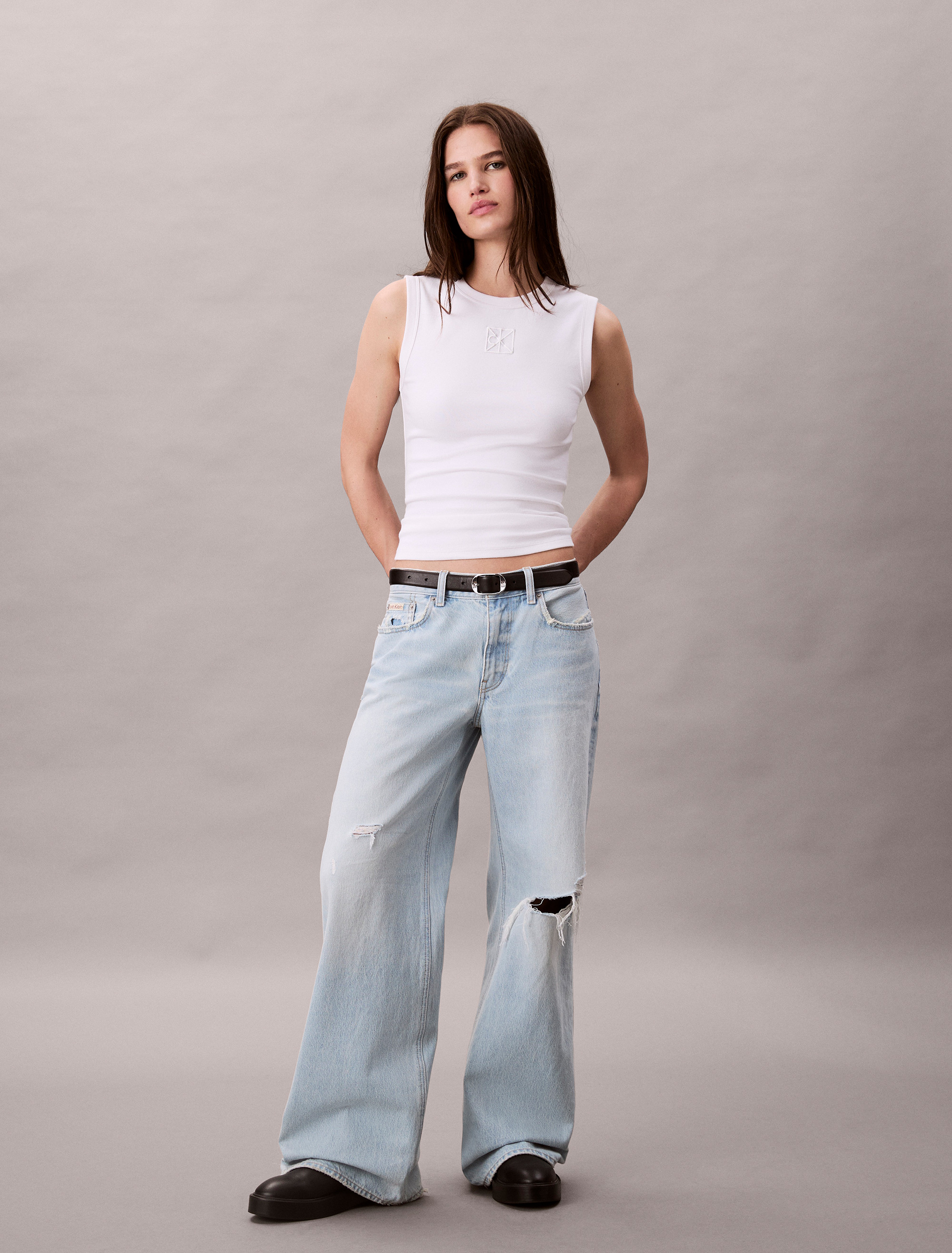 Low Rise Baggy Jeans