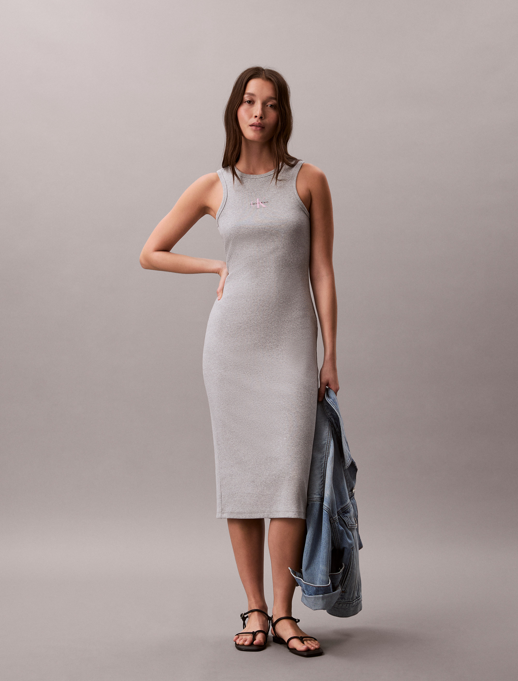 HEROIC GREY HEATHER