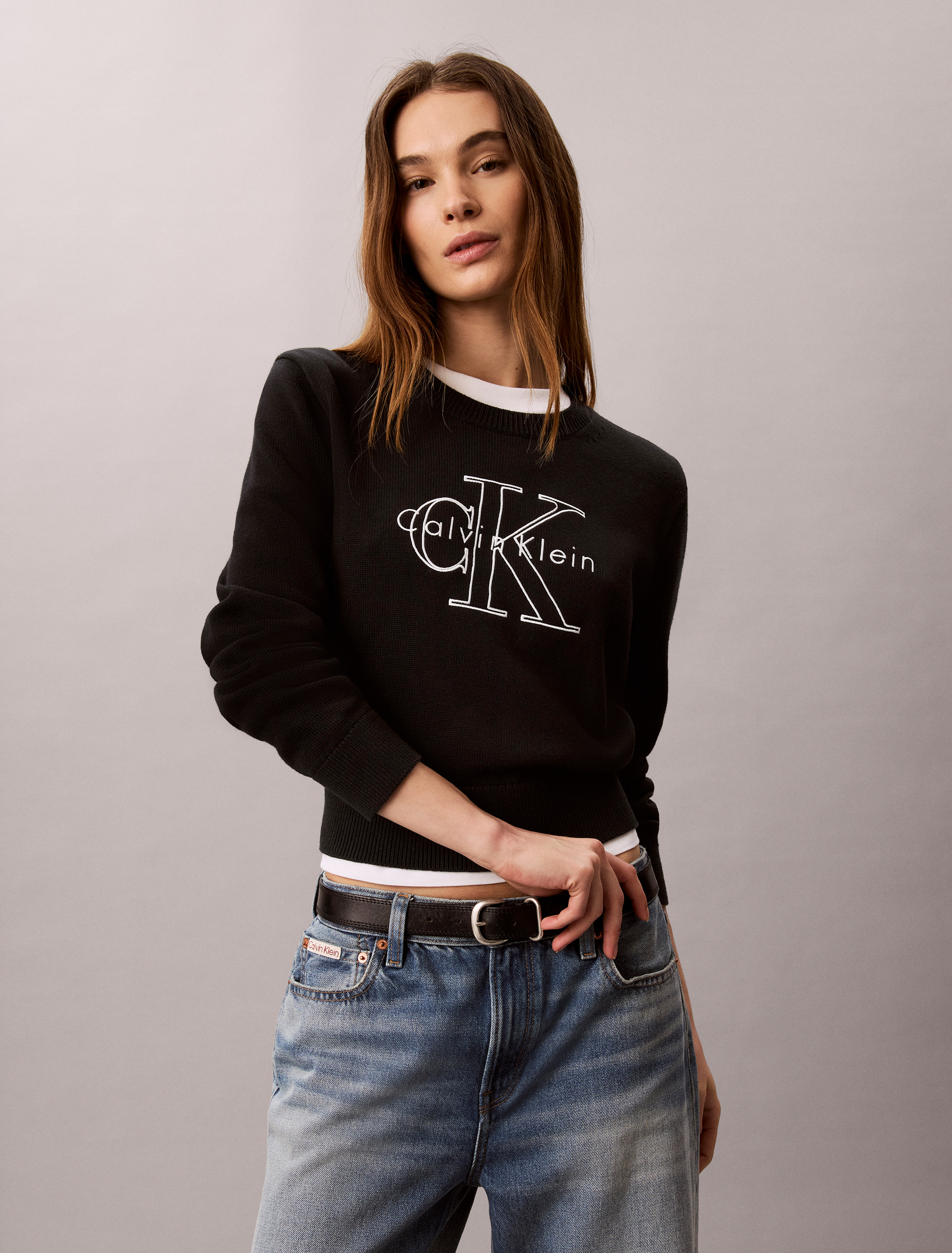 Monologo Outline Jumper