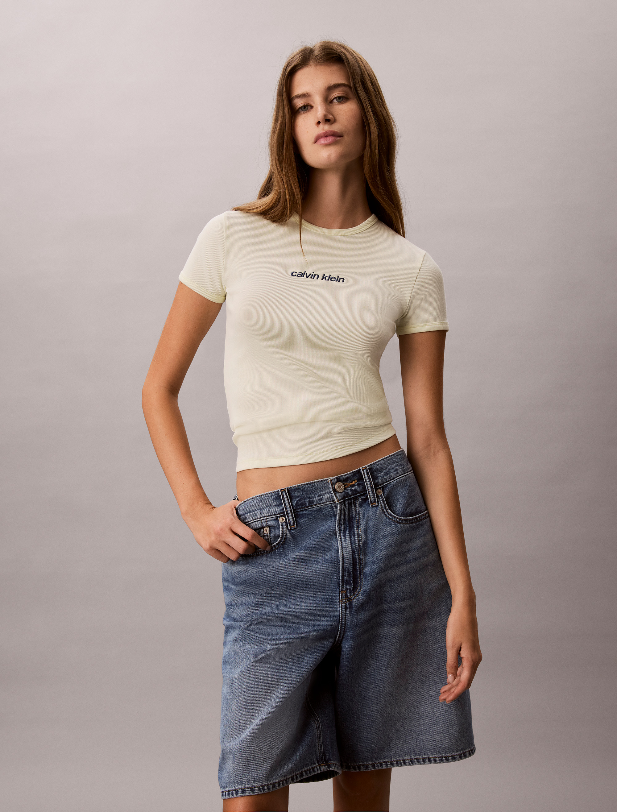 Contour Rib Logo Cropped Tee