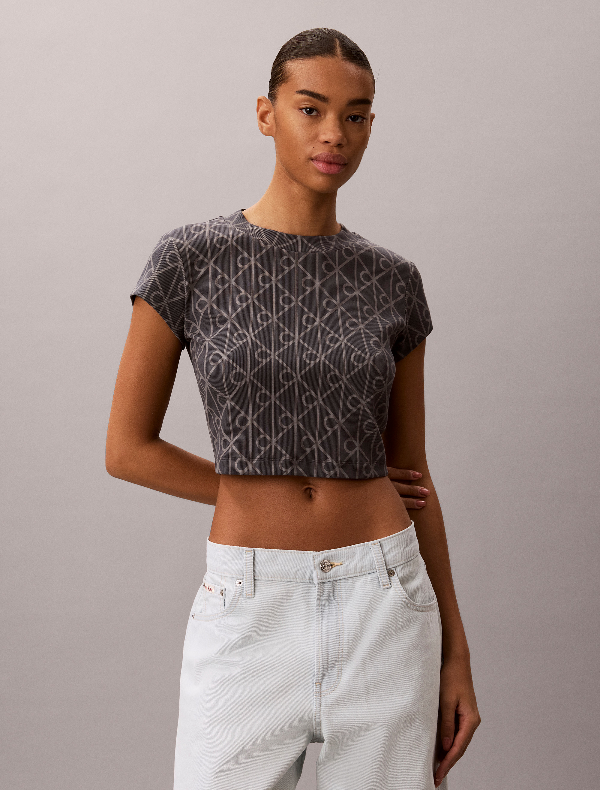 EBONY