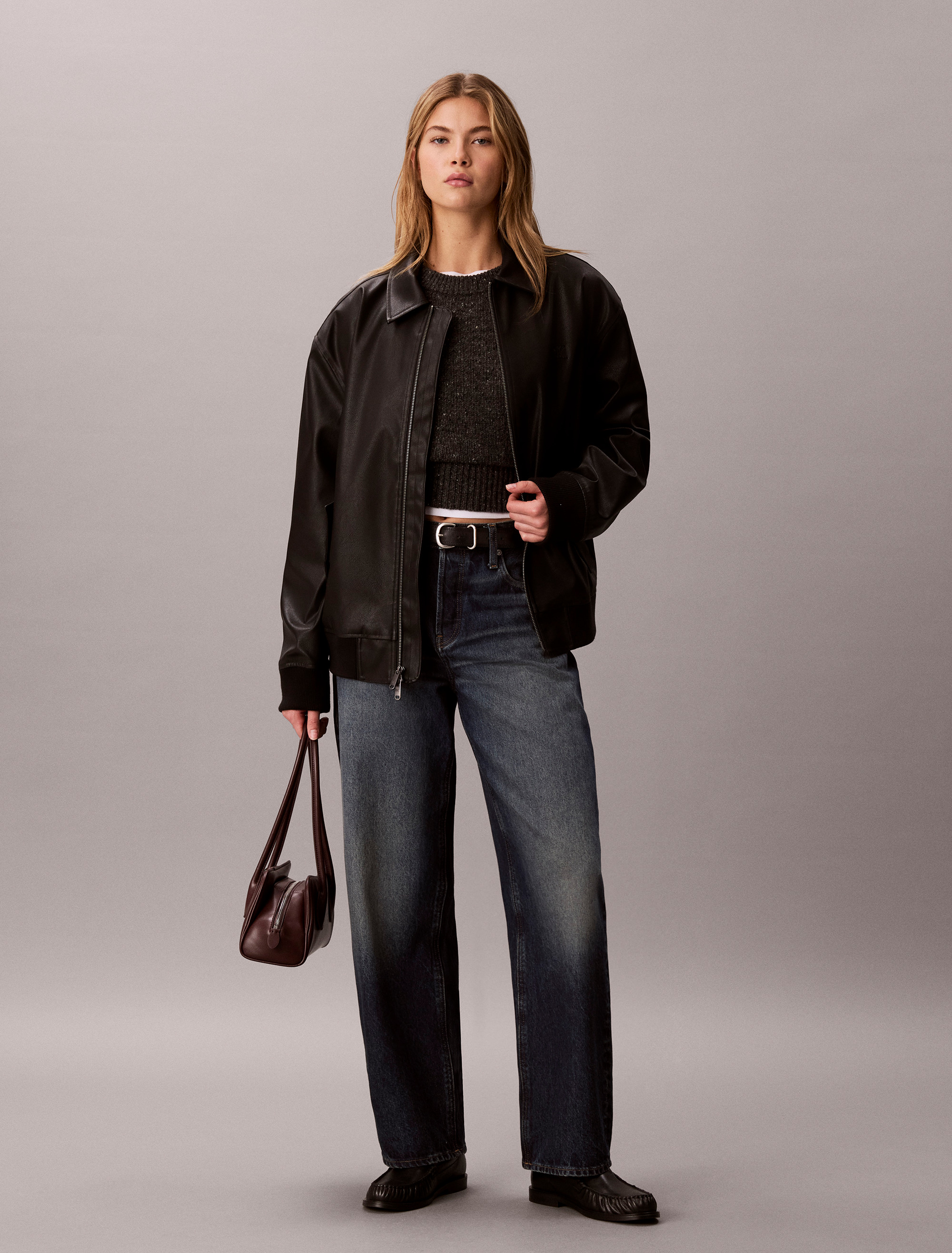 Relaxed Barrel Jeans