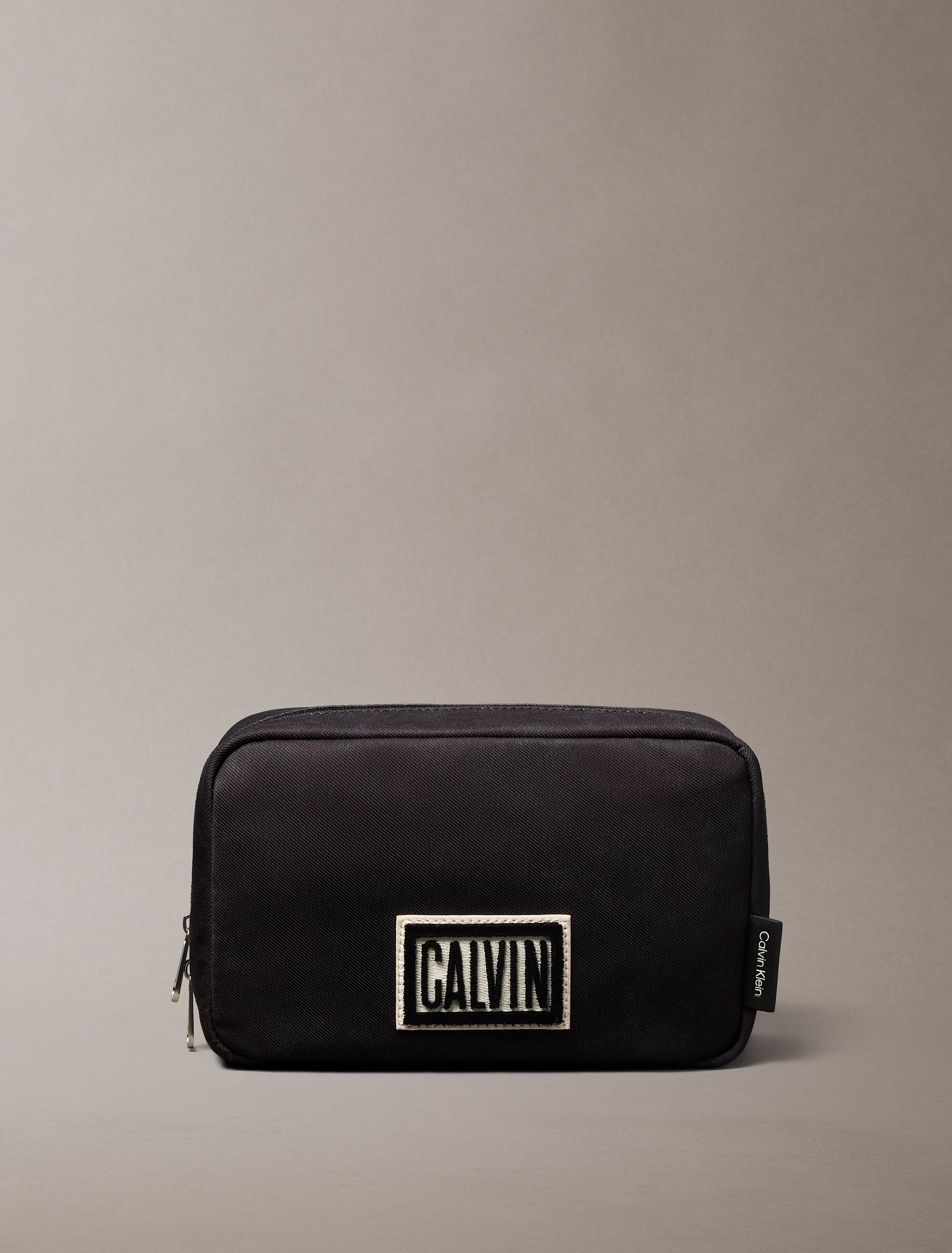 Graphic Washbag