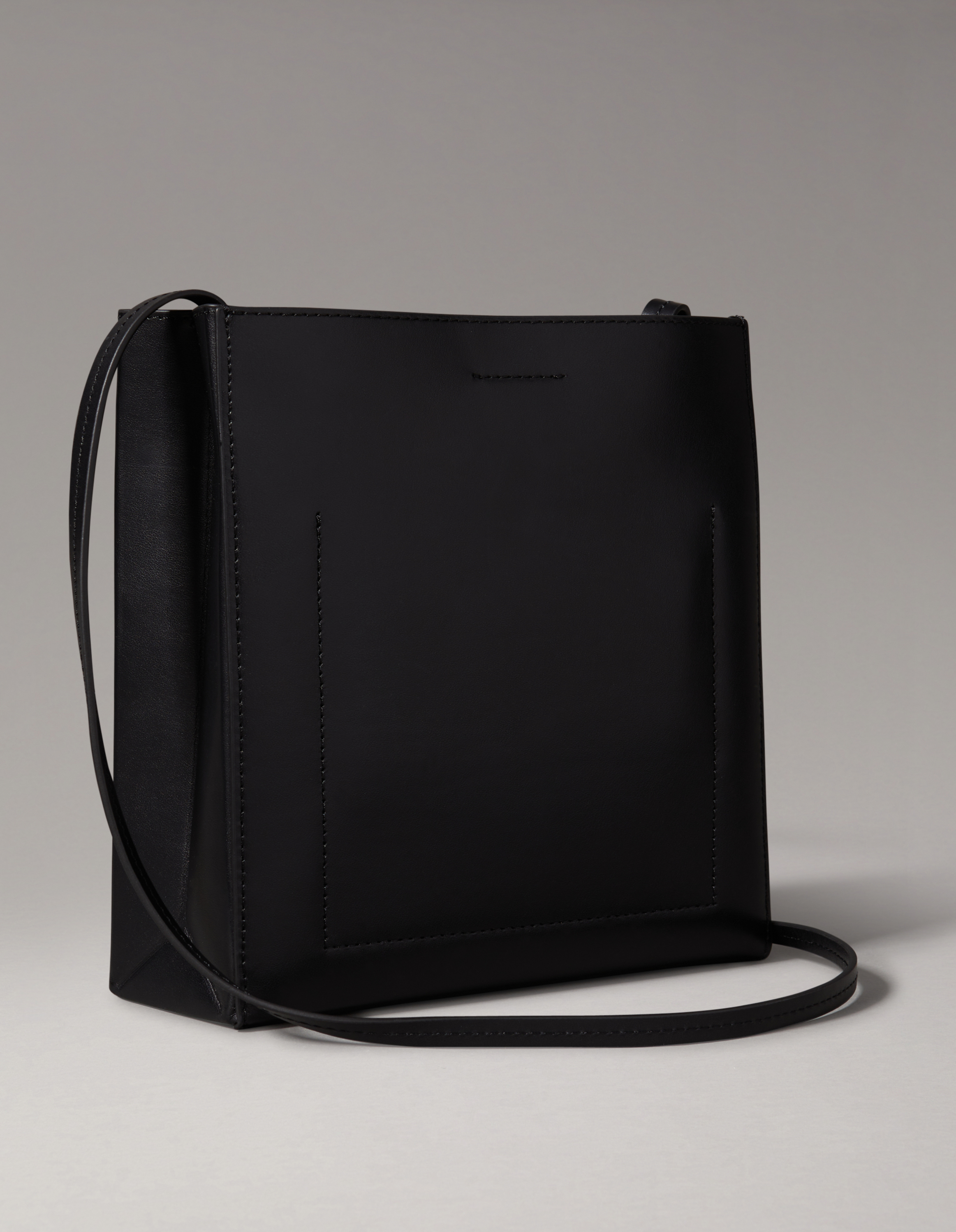 ハンドバッグ   Women's CK Line Leather Crossbody Bag 4F3005GQY Calvin Klein Women's CK Line Leather Crossbody Bag 4F3005GQY