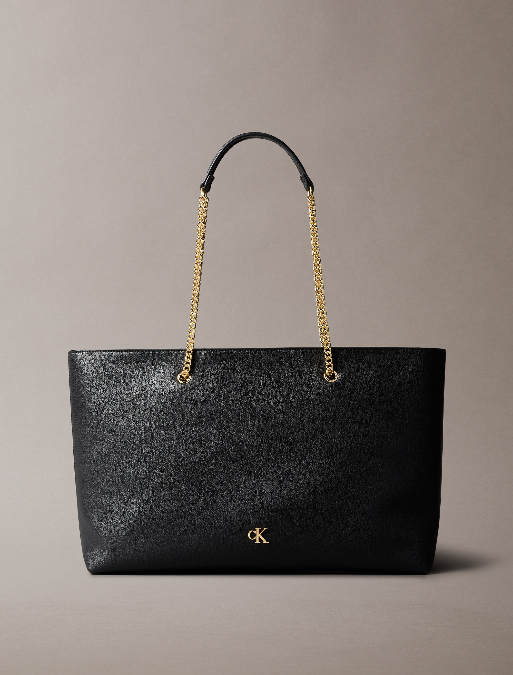 ★ ★ Female Black CKJ Ultra Light Tote Bag Calvin Klein Ultralight Nylon Tote Bag in Black | Lyst