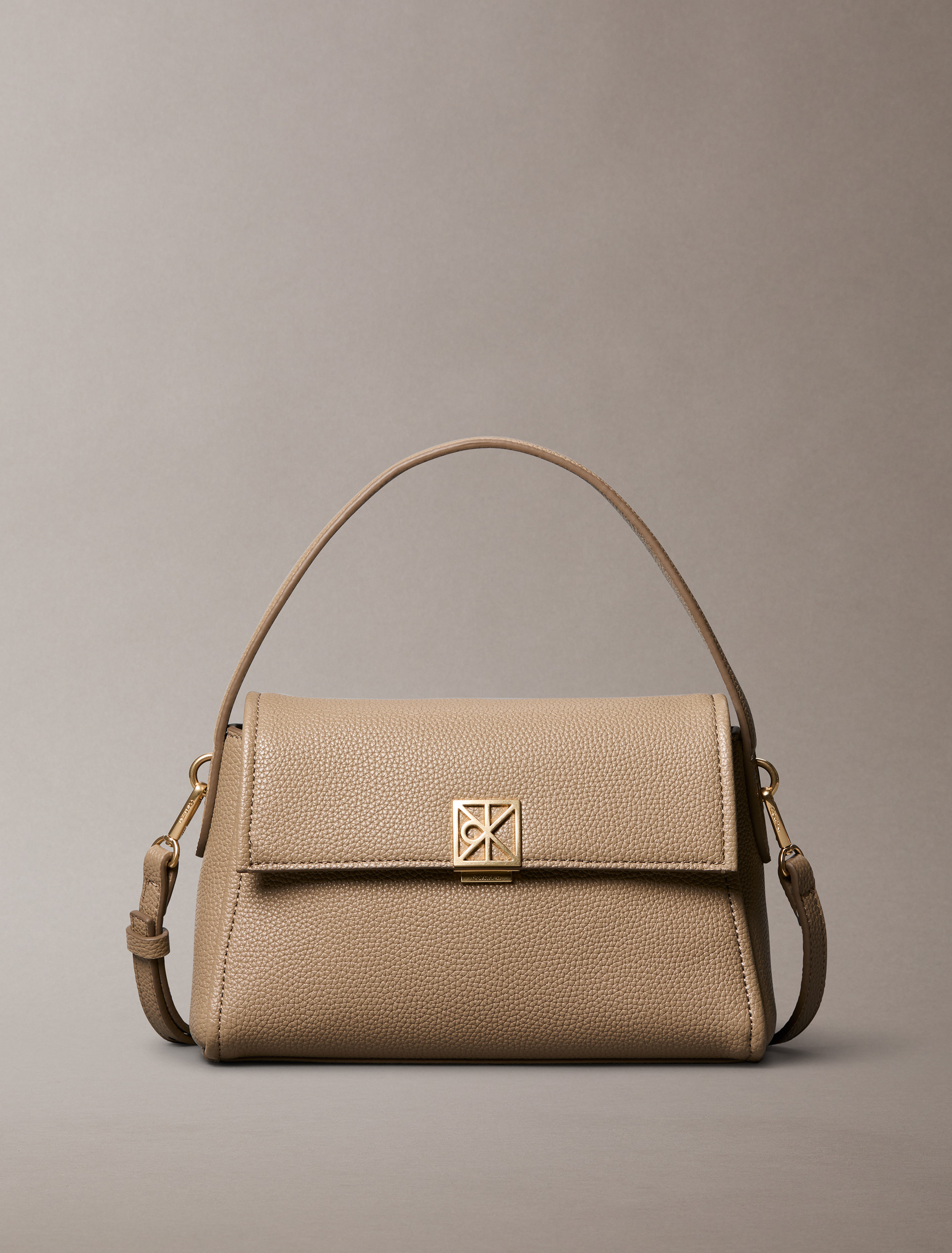 Pebble Grain Shoulder Bag