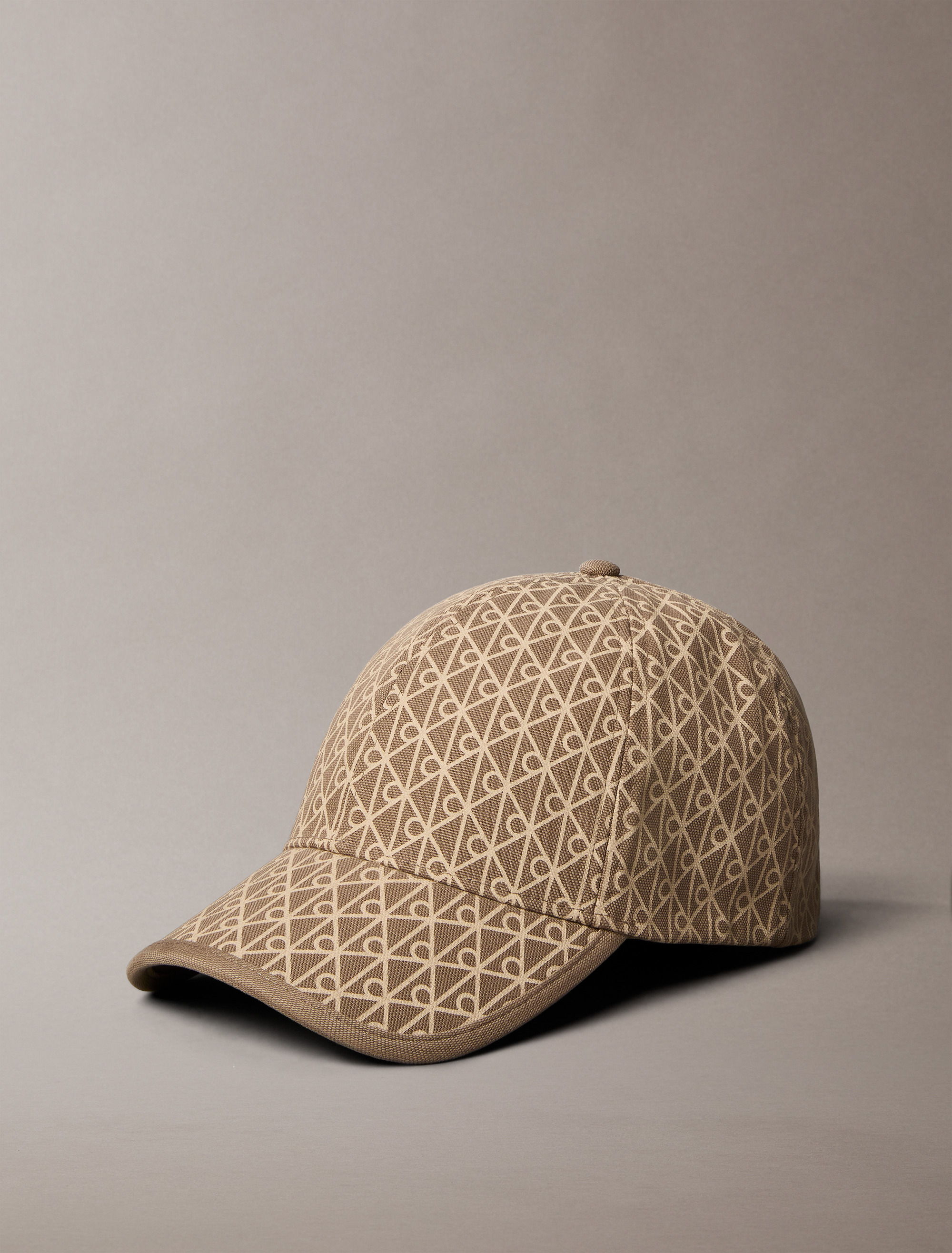 Cotton Twill Adjustable Emblem Logo Cap