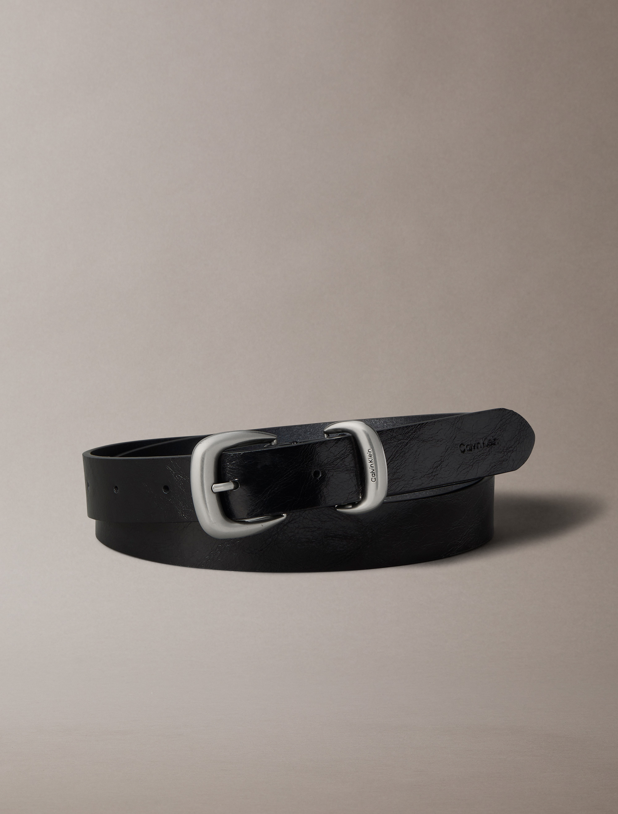 Glossy Curved Buckle Belt
