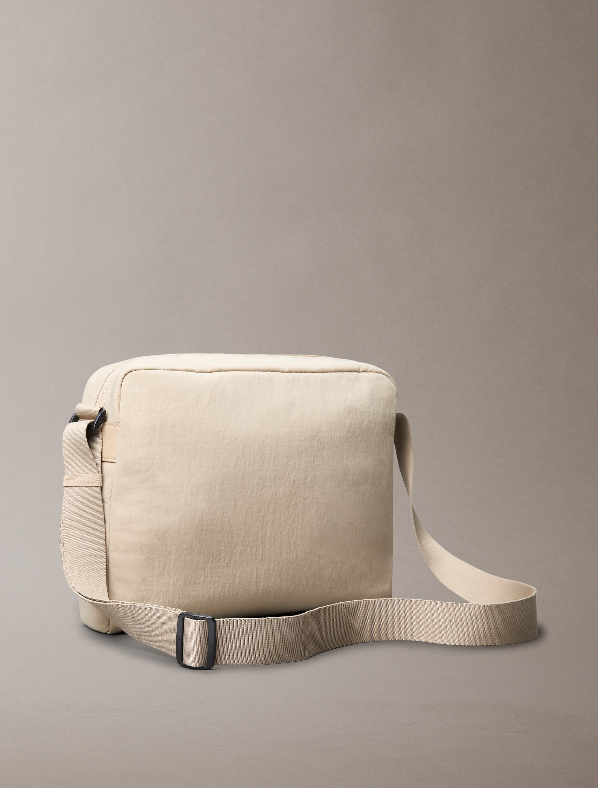 Metro Nylon Messenger Bag | Calvin Klein