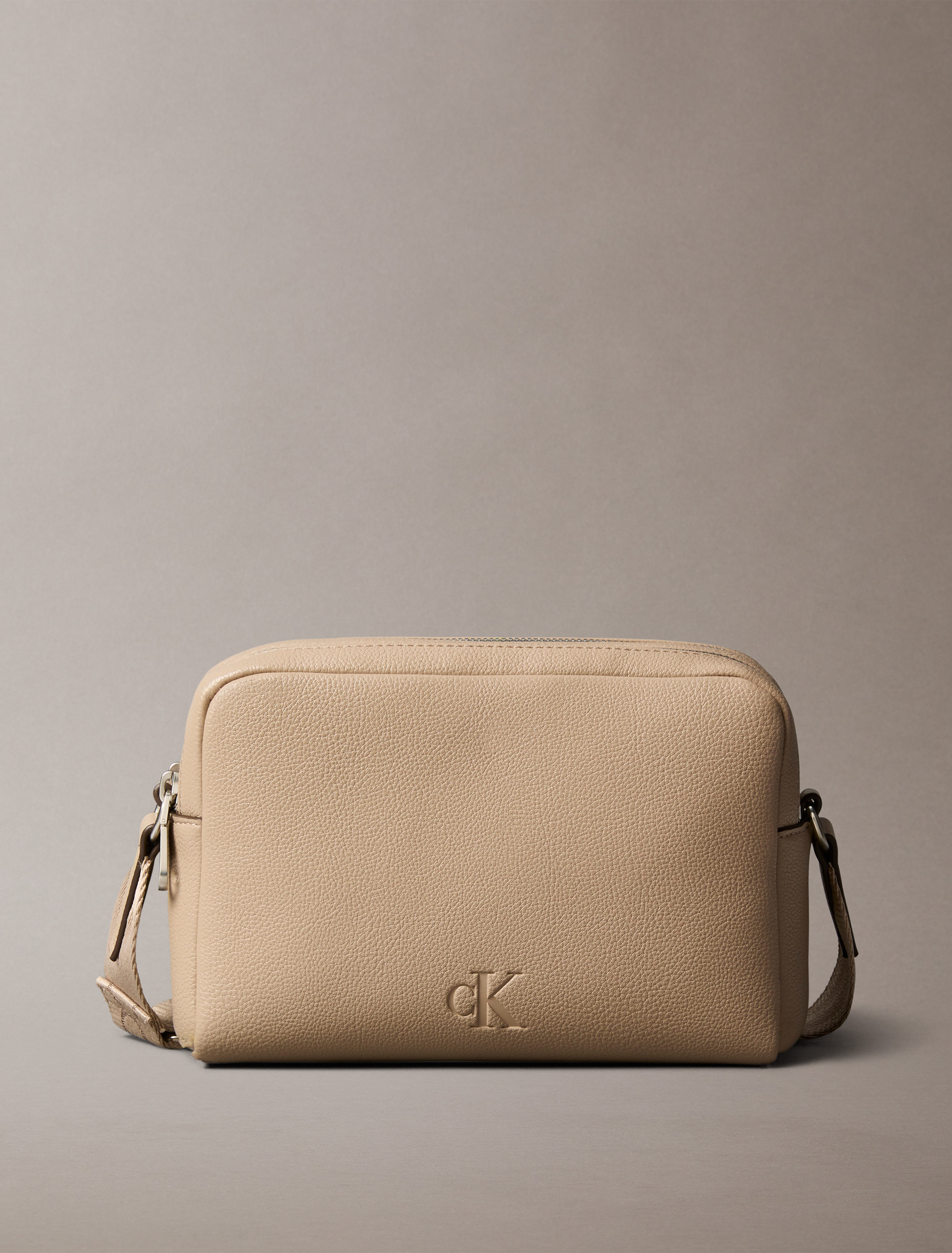 Ultralight Double Zip Camera Bag | Calvin Klein