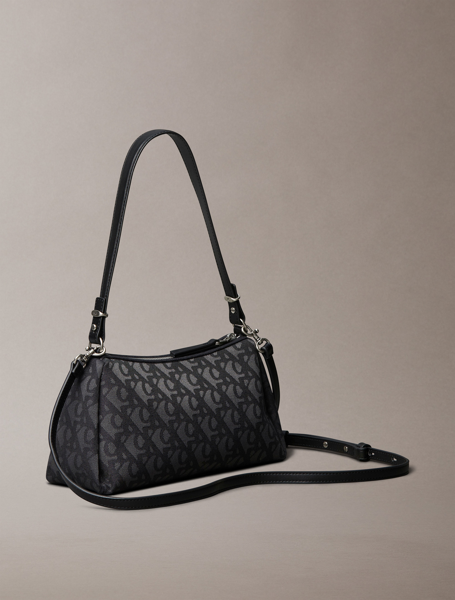 ★ ★ Women's Monogram Small Shoulder Bag 4K3142G Pleat Monogram Logo Shoulder Bag | Calvin Klein
