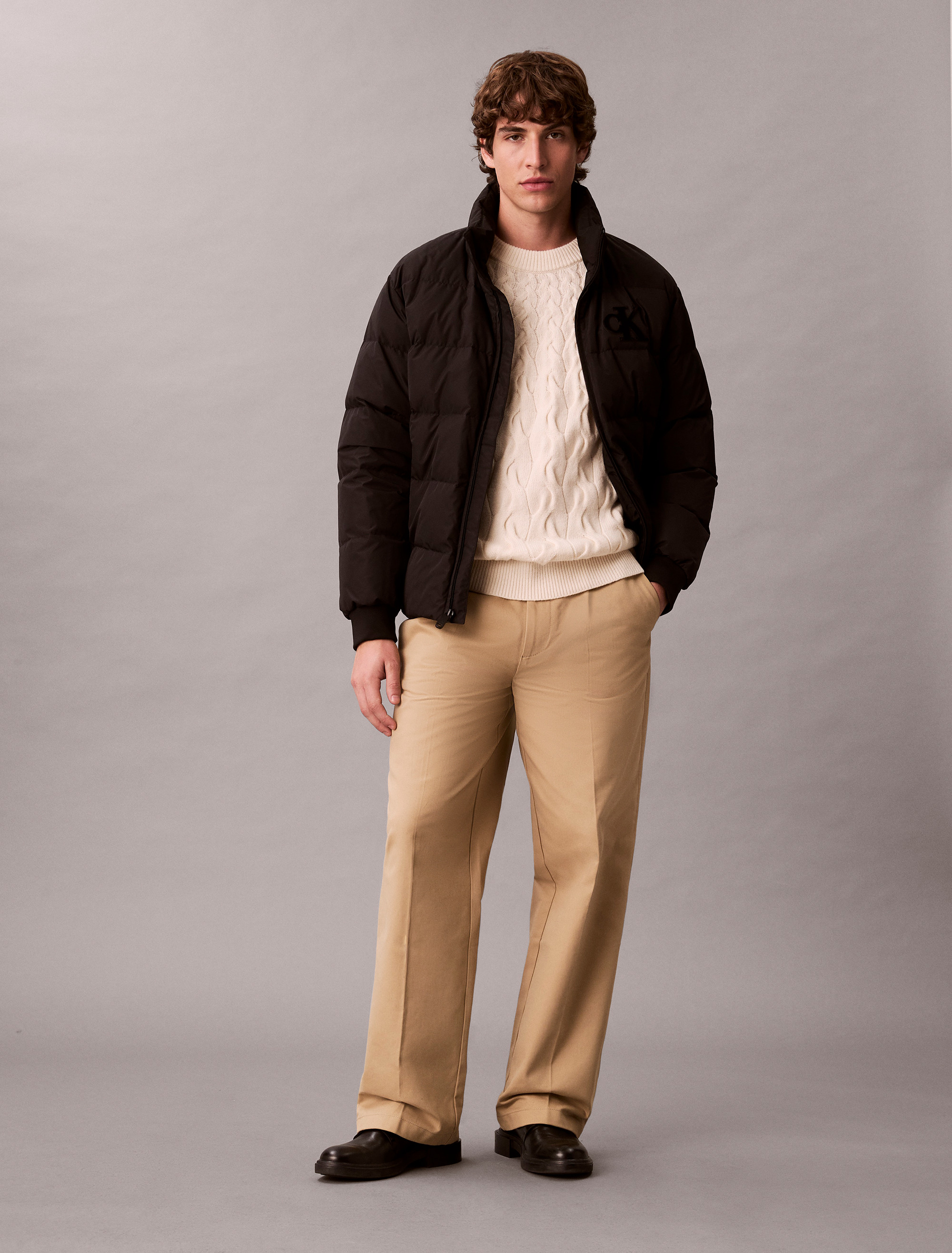Lambswool Blend Cable Knit Crewneck Jumper