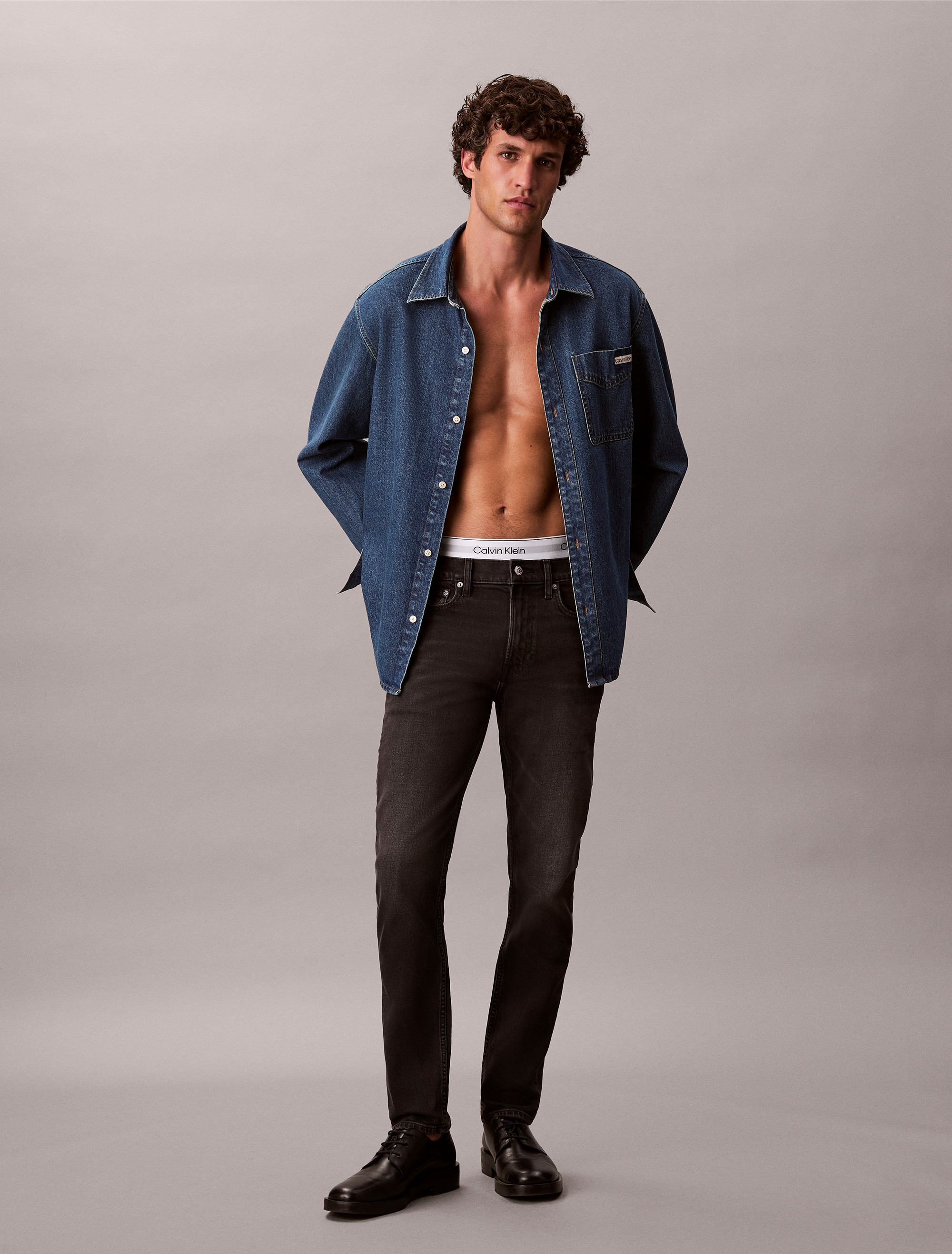 Tapered Slim Fit Jeans