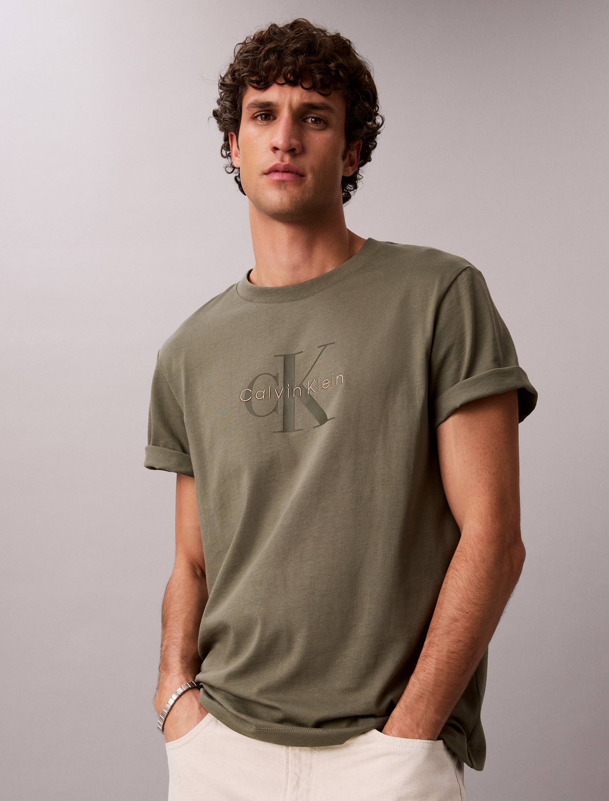 DUSTY OLIVE