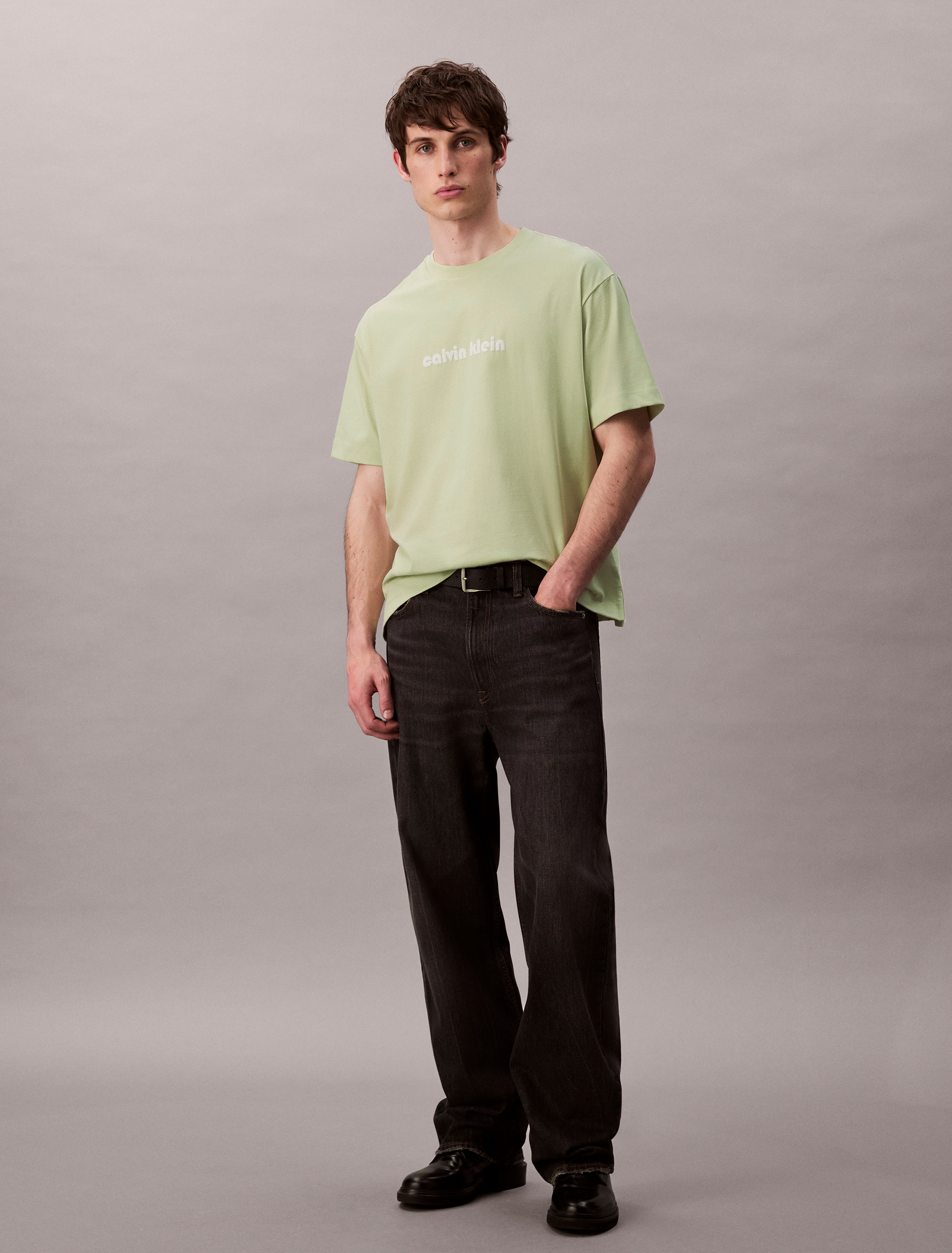 Round Logo Graphic Relaxed T-Shirt