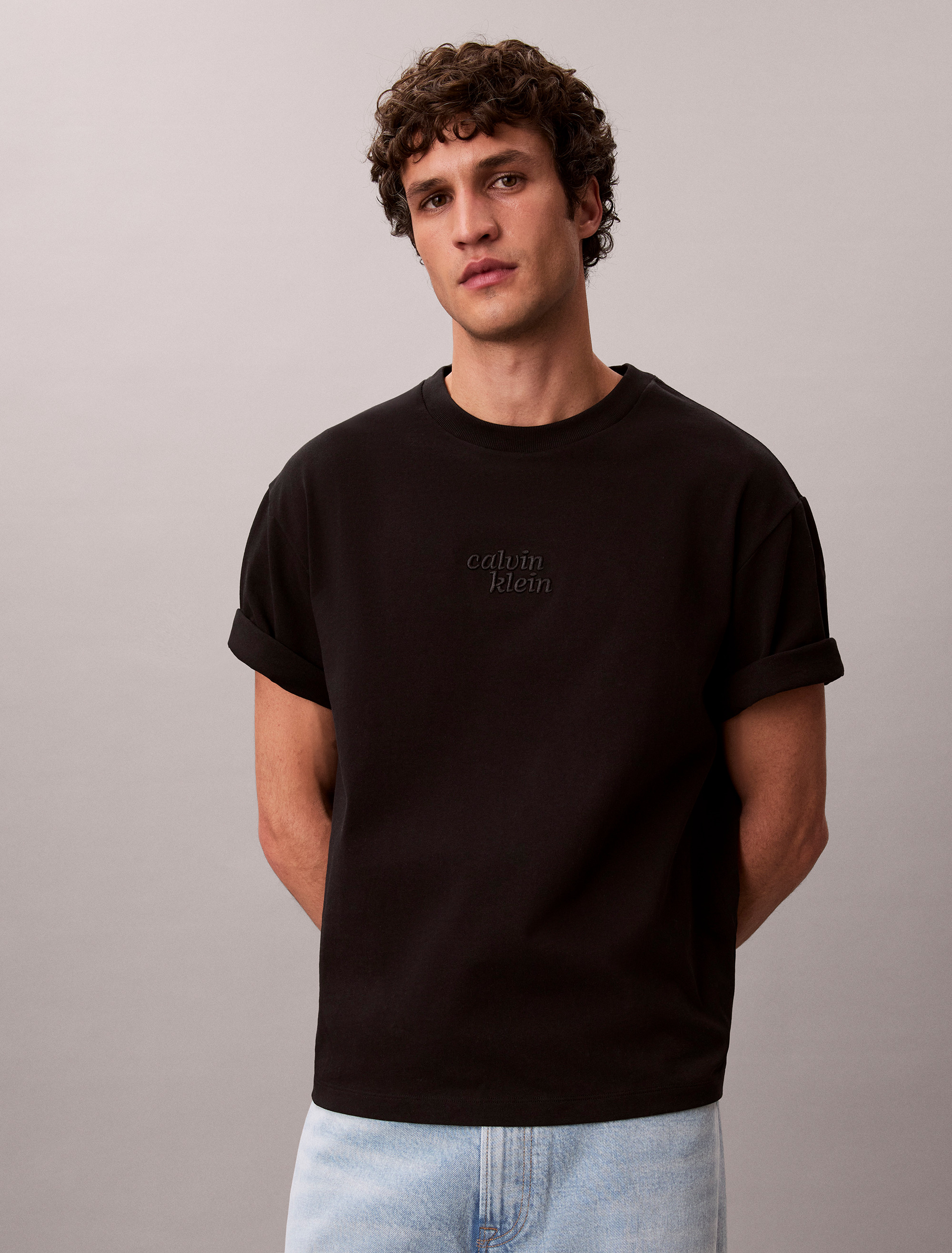 1989 Logo Graphic Relaxed T-Shirt
