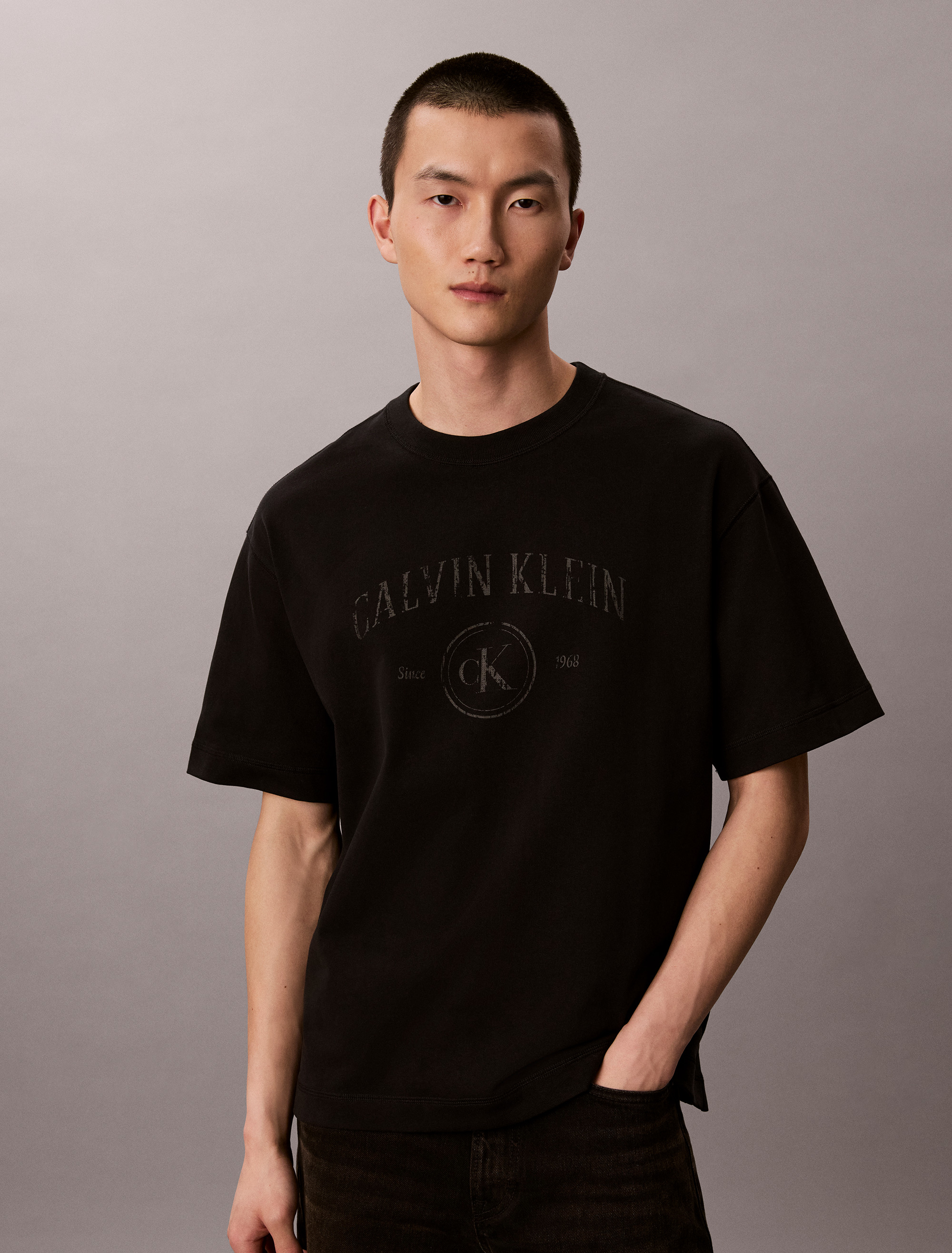 Relaxed Vintage Crest Tee