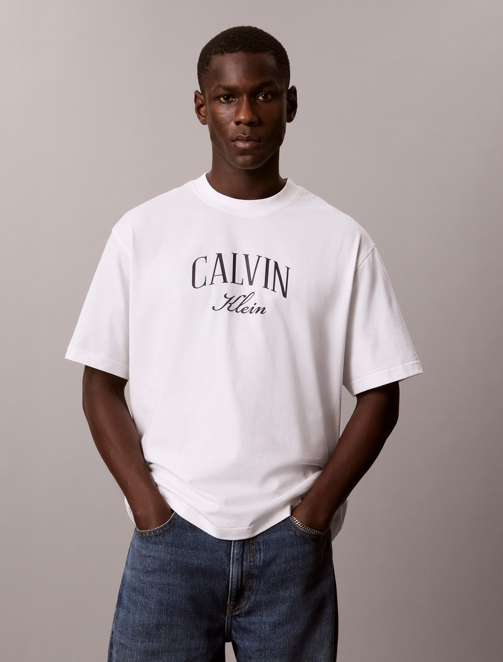 Relaxed Arched Logo T-Shirt