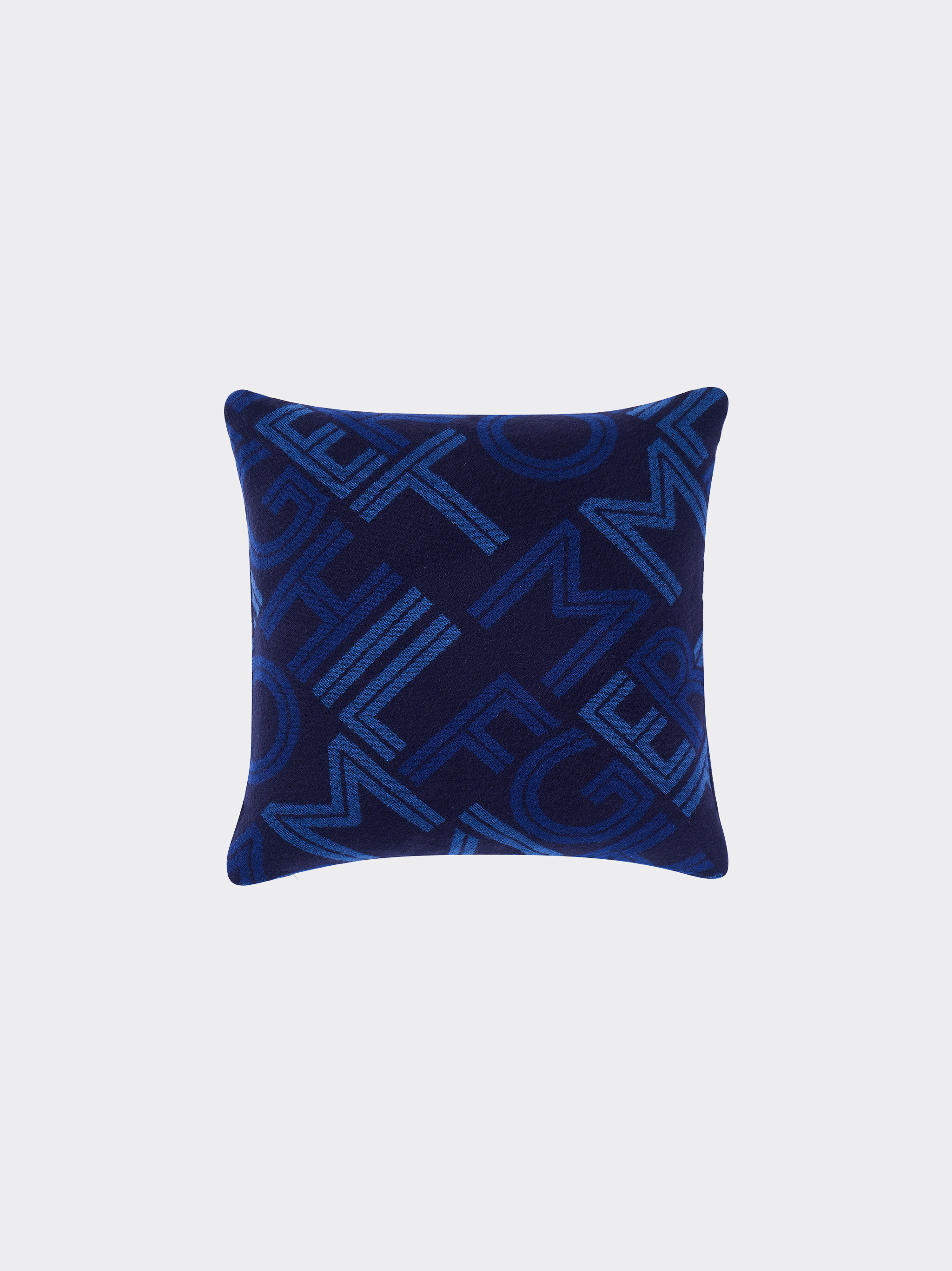 tommy hilfiger cushion