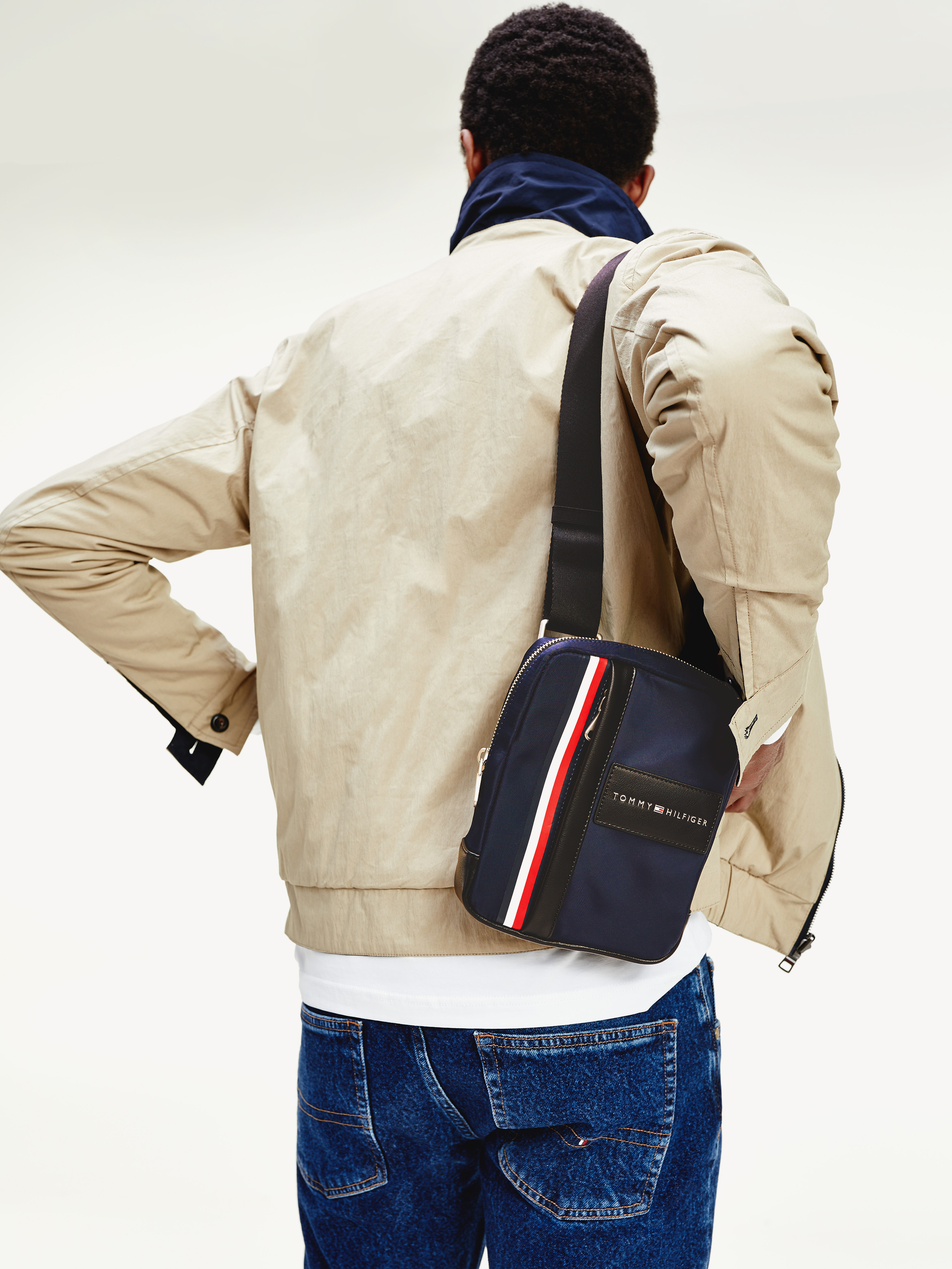 buy tommy hilfiger bags online