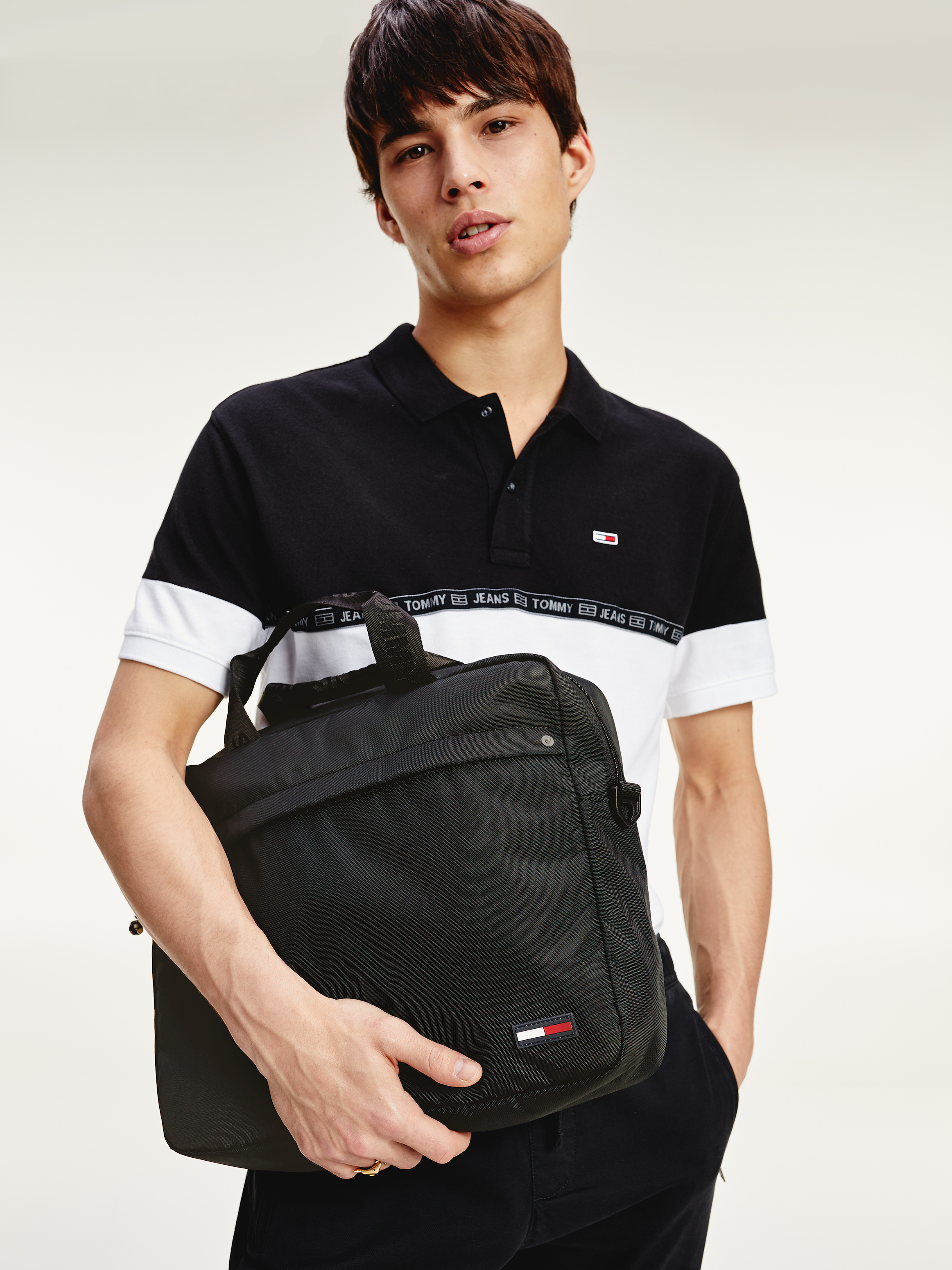 Tommy hilfiger clearance bags boys