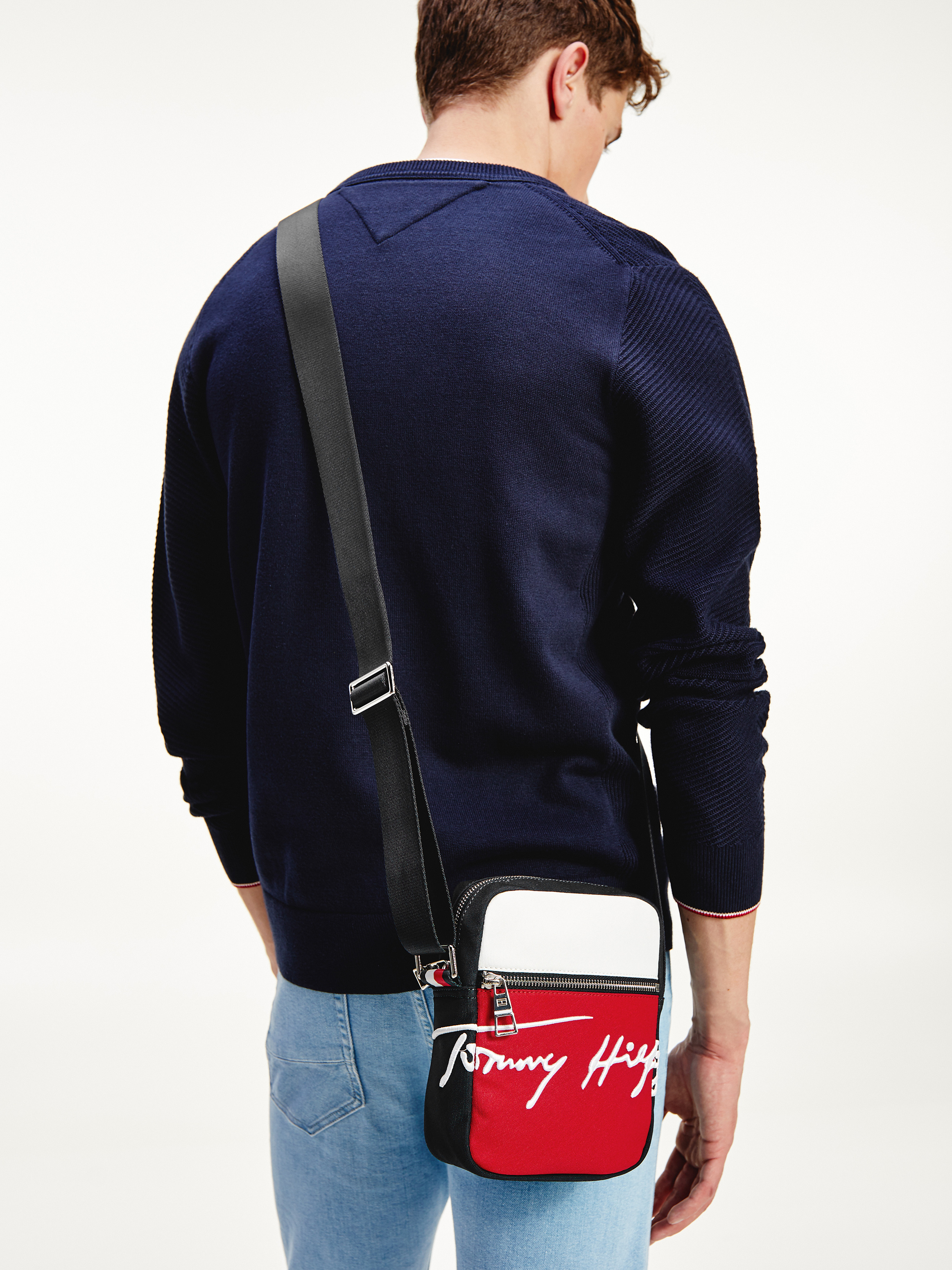 Logo Embroidery Reporter Bag | Bags | Tommy Hilfiger