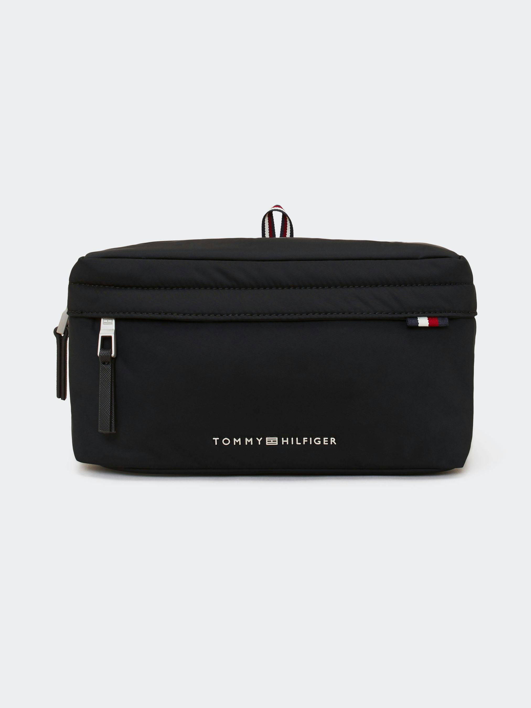 Signature Washbag Bags Tommy Hilfiger1
