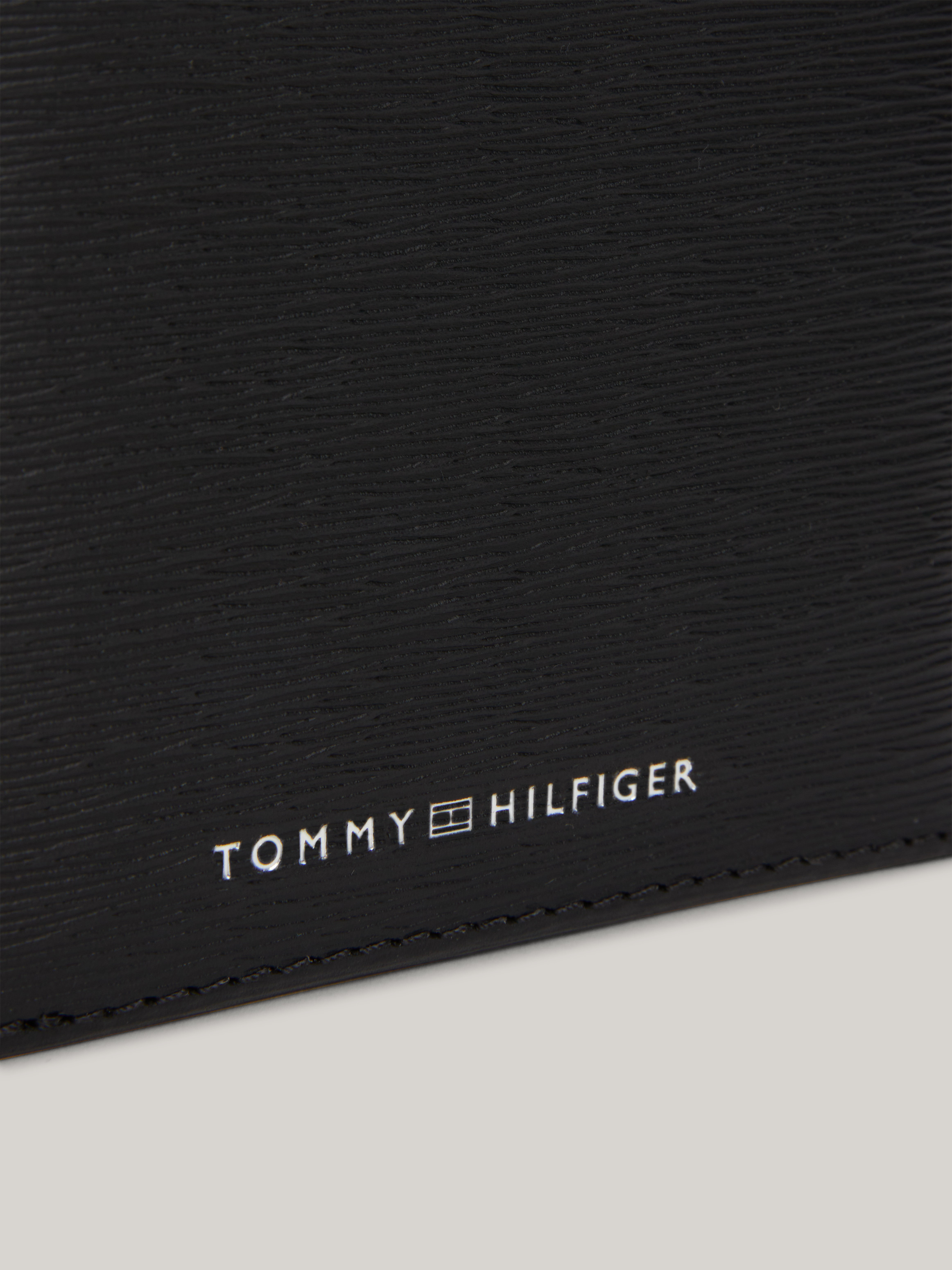 Premium Business Small Bifold Wallet Wallets Keyrings Tommy Hilfiger
