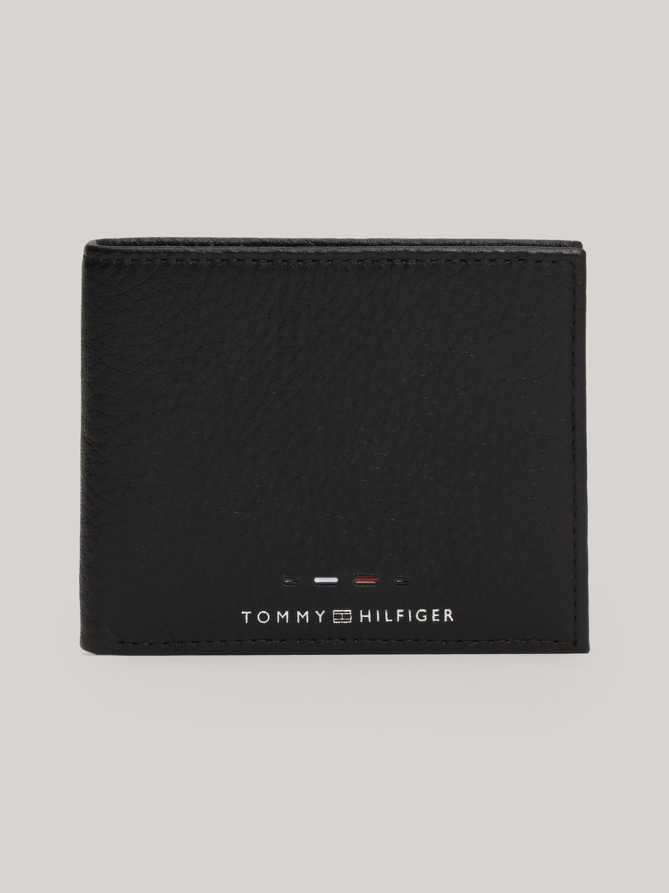 Tommy credit card sales