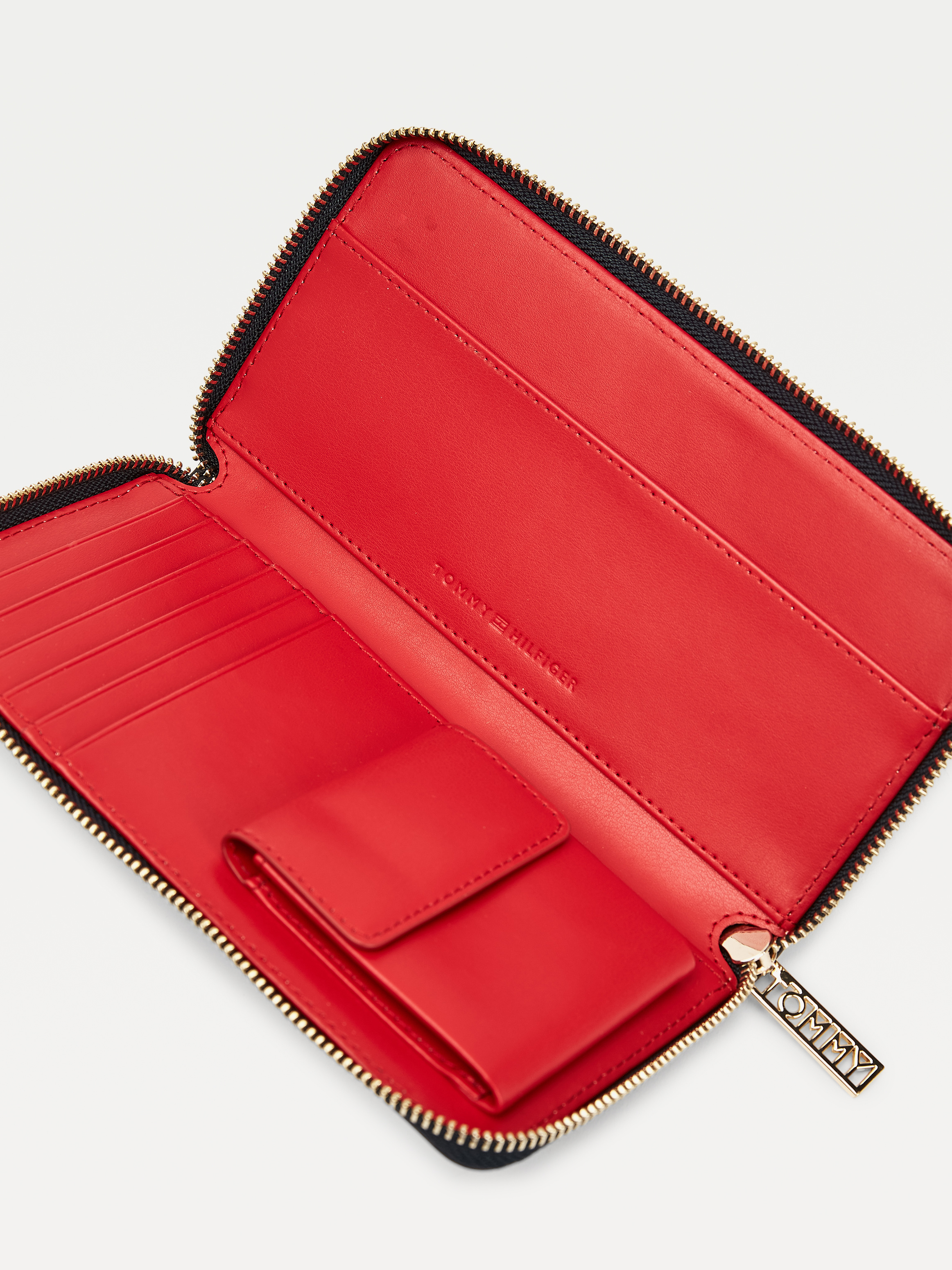 Tommy Signature Zip Around Wallet | Wallets & Keyrings