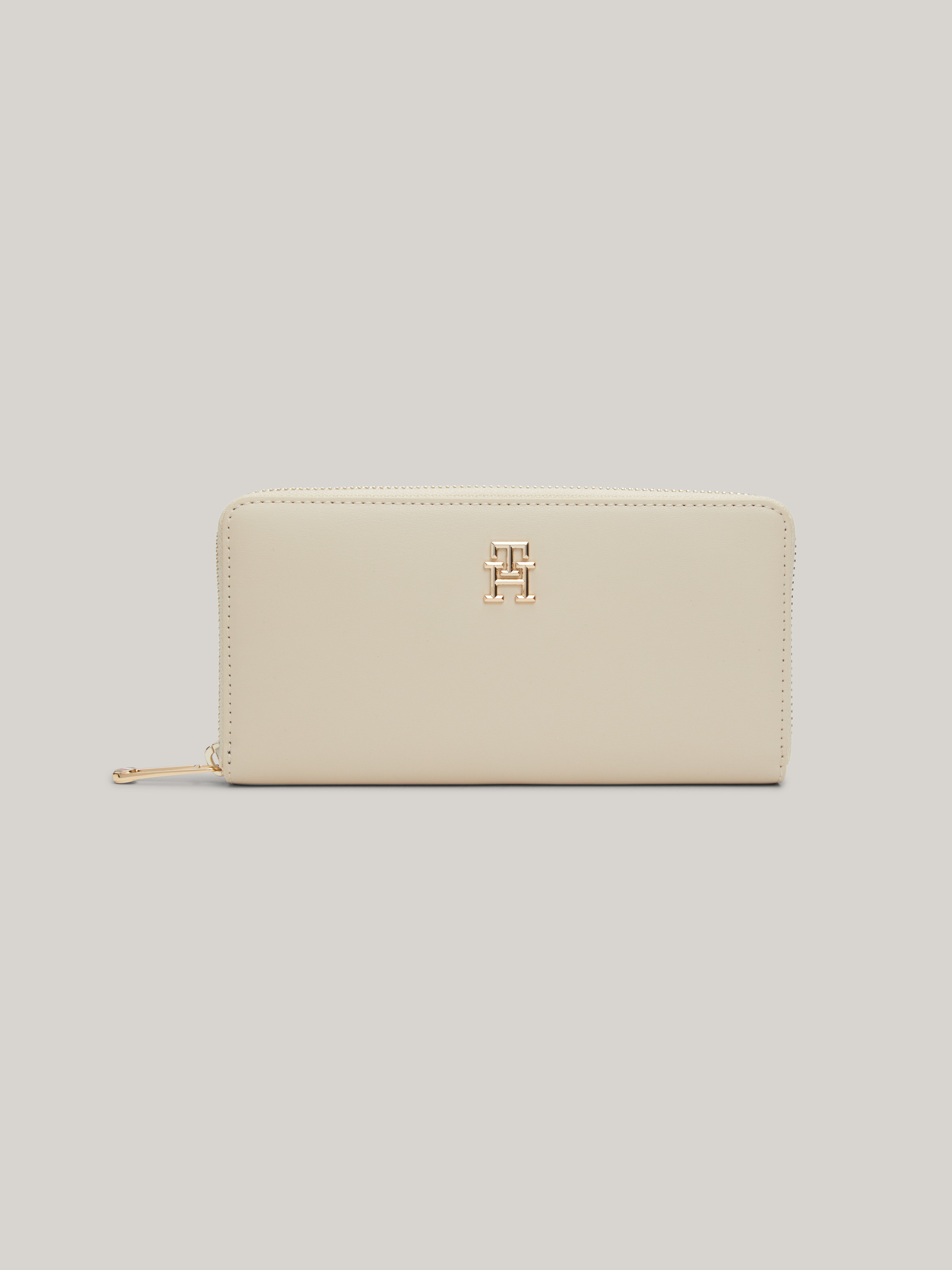 TORY BURCH★BRITTEN WOVEN selling ZIP WALLET