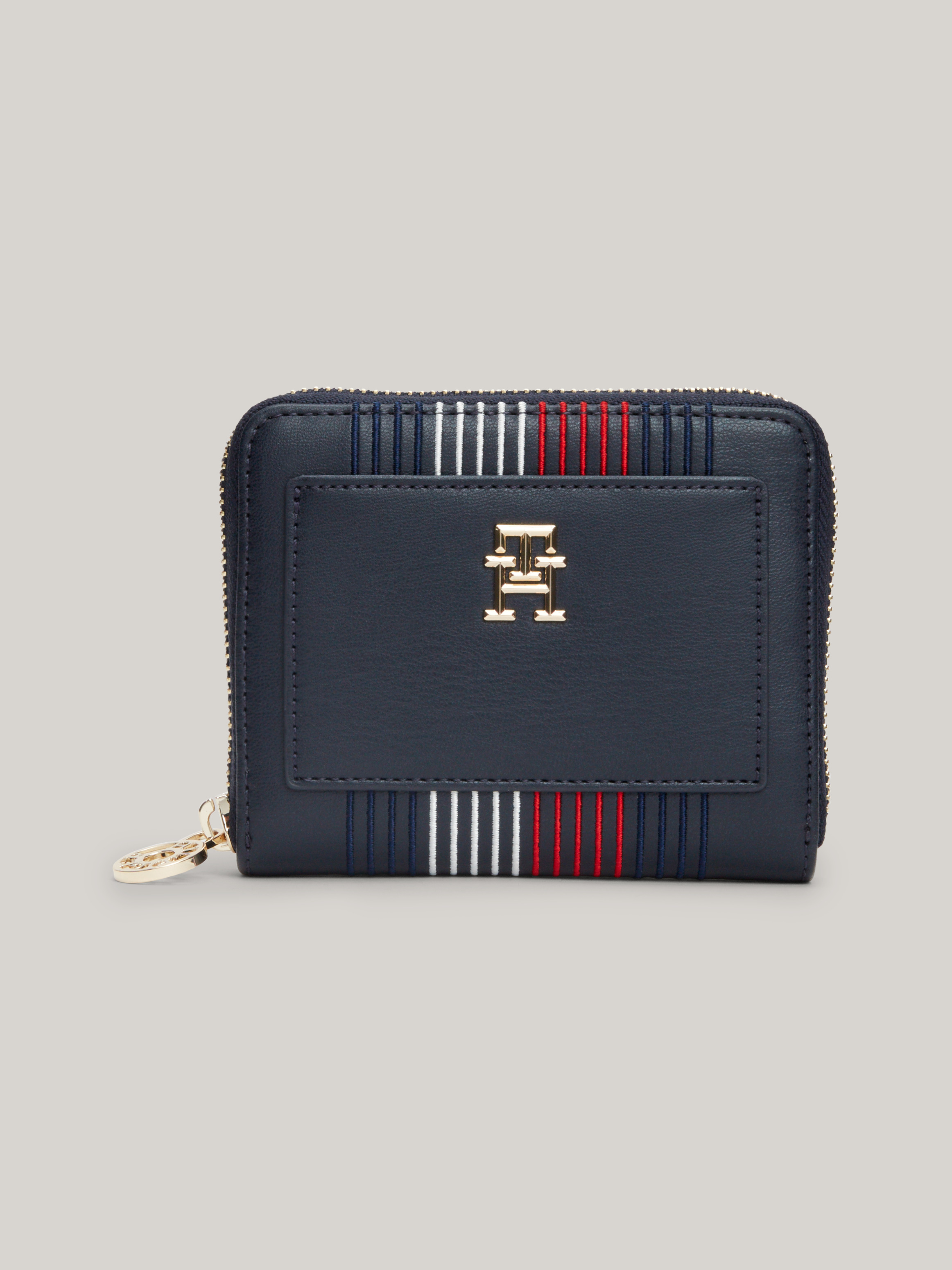 Womens tommy hilfiger purse sales