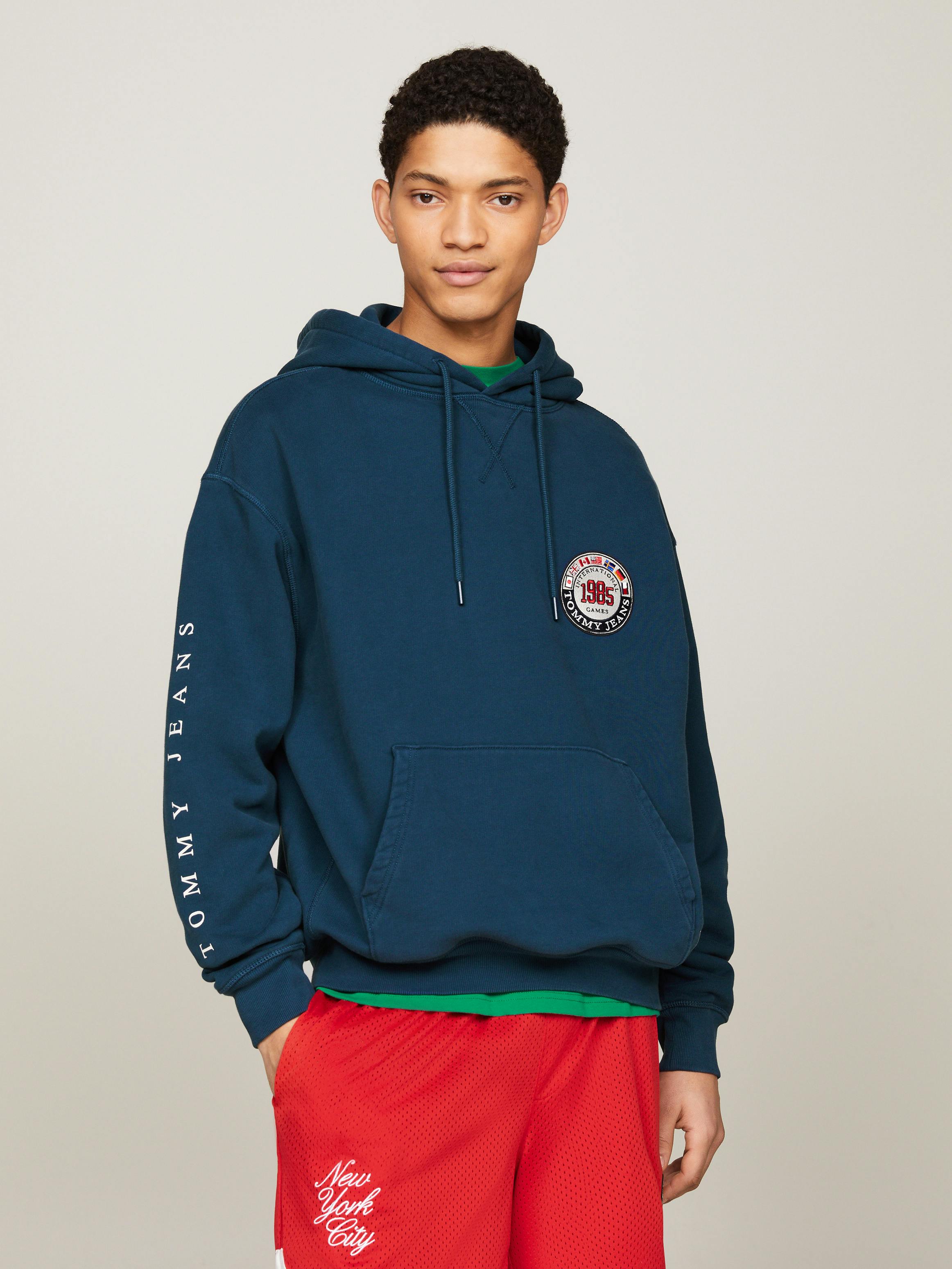 Men's Hoodies Tommy Jeans Badge Hoodie Mens Hoodies Tommy