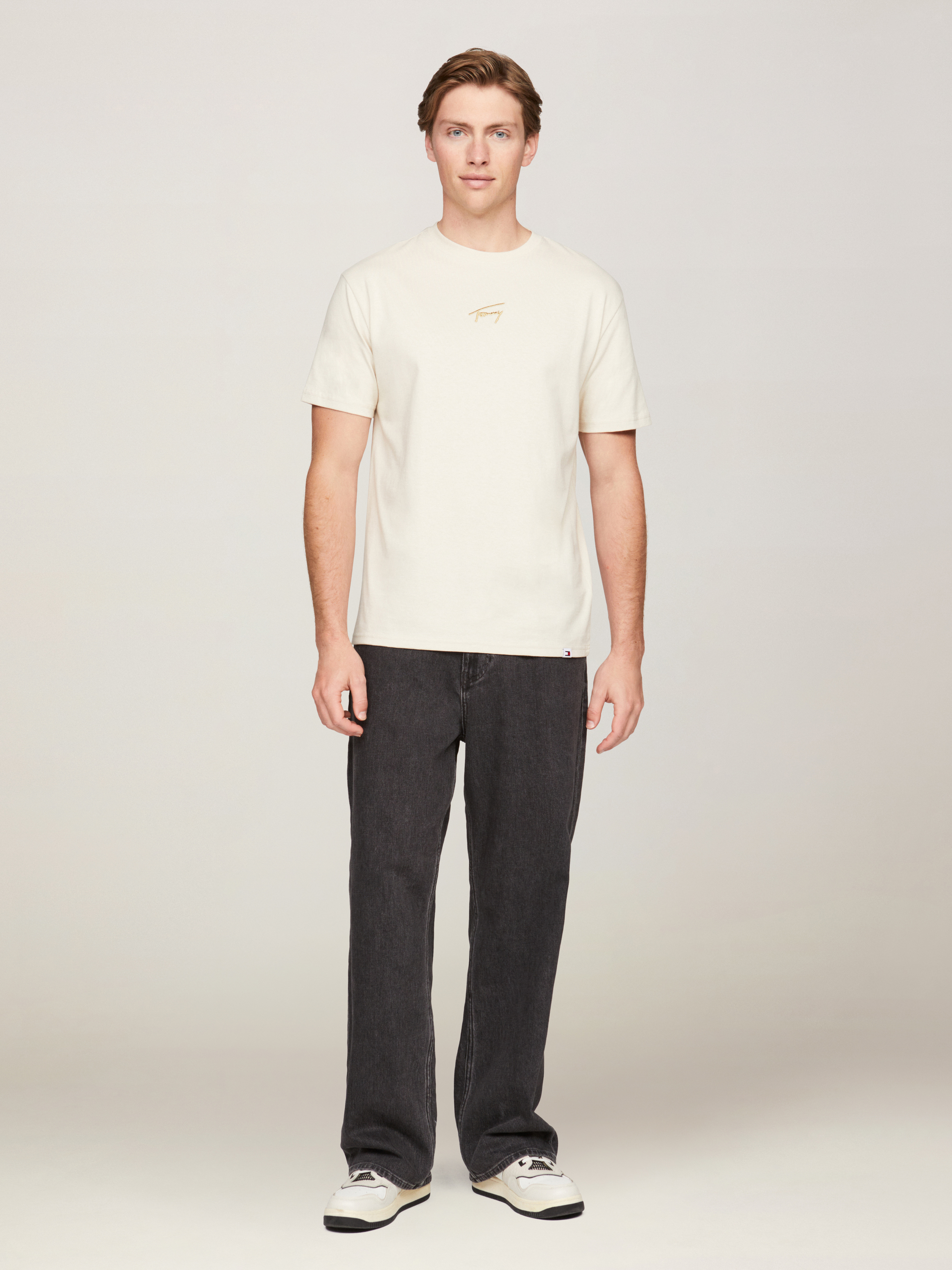 Metallic Signature Logo T-Shirt | T-Shirts | Tommy Jeans