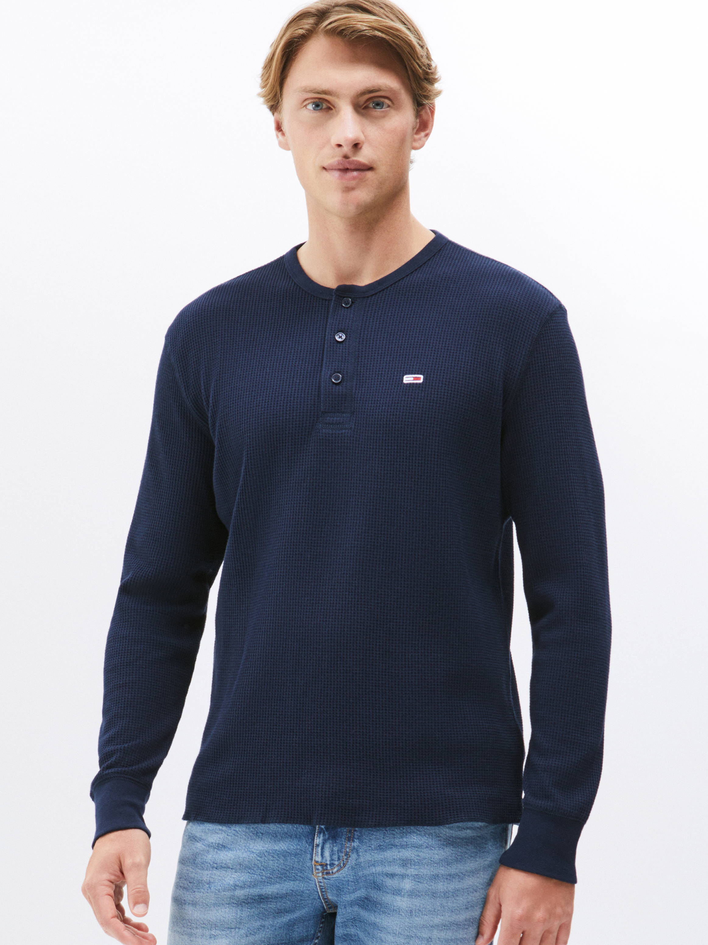 Regular Waffle Henley Long-sleeved Tee | T-Shirts | Tommy Jeans