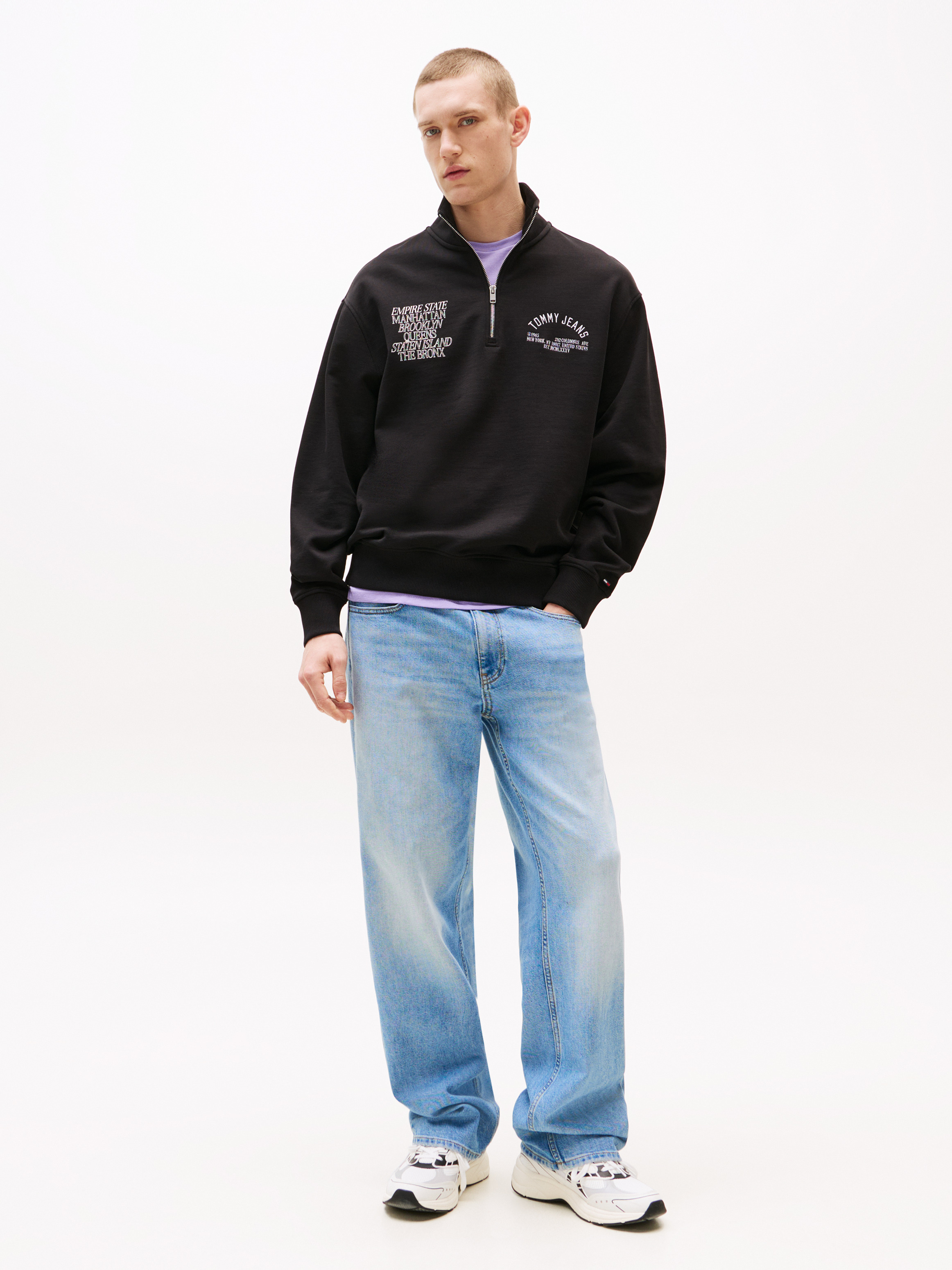 Boroughs 1/4 Zip Sweatshirt | Sweatshirts & Hoodies | Tommy Jeans