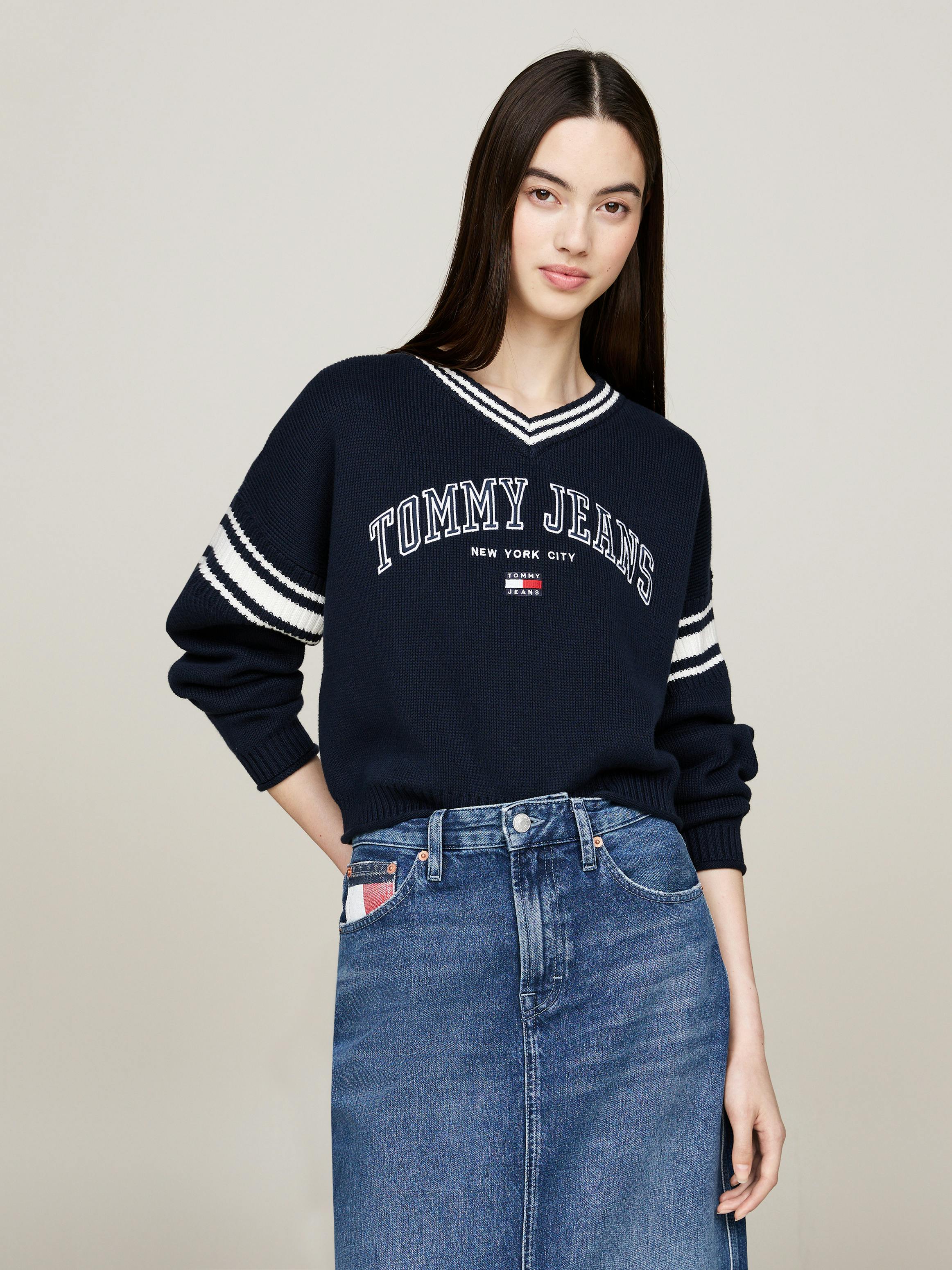 Varsity V-Neck Cropped Jumper Knitwear Tommy Jeans
