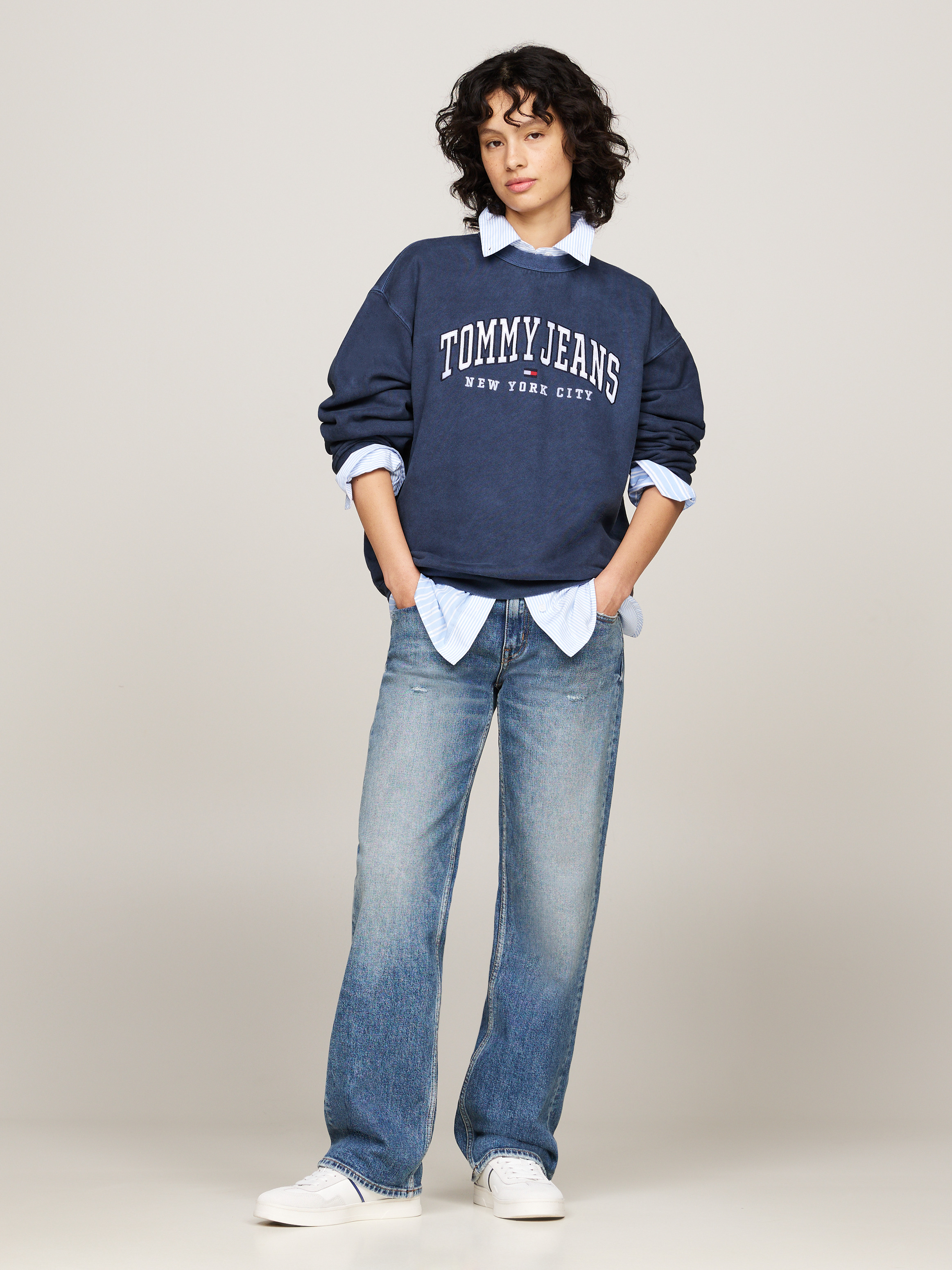 ★ Jeans★RELAX VINTAGE VARSITY CREWNECK SWEATSHIRTS Varsity Relaxed Crew Neck Sweatshirt | Sweatshirts & Hoodies