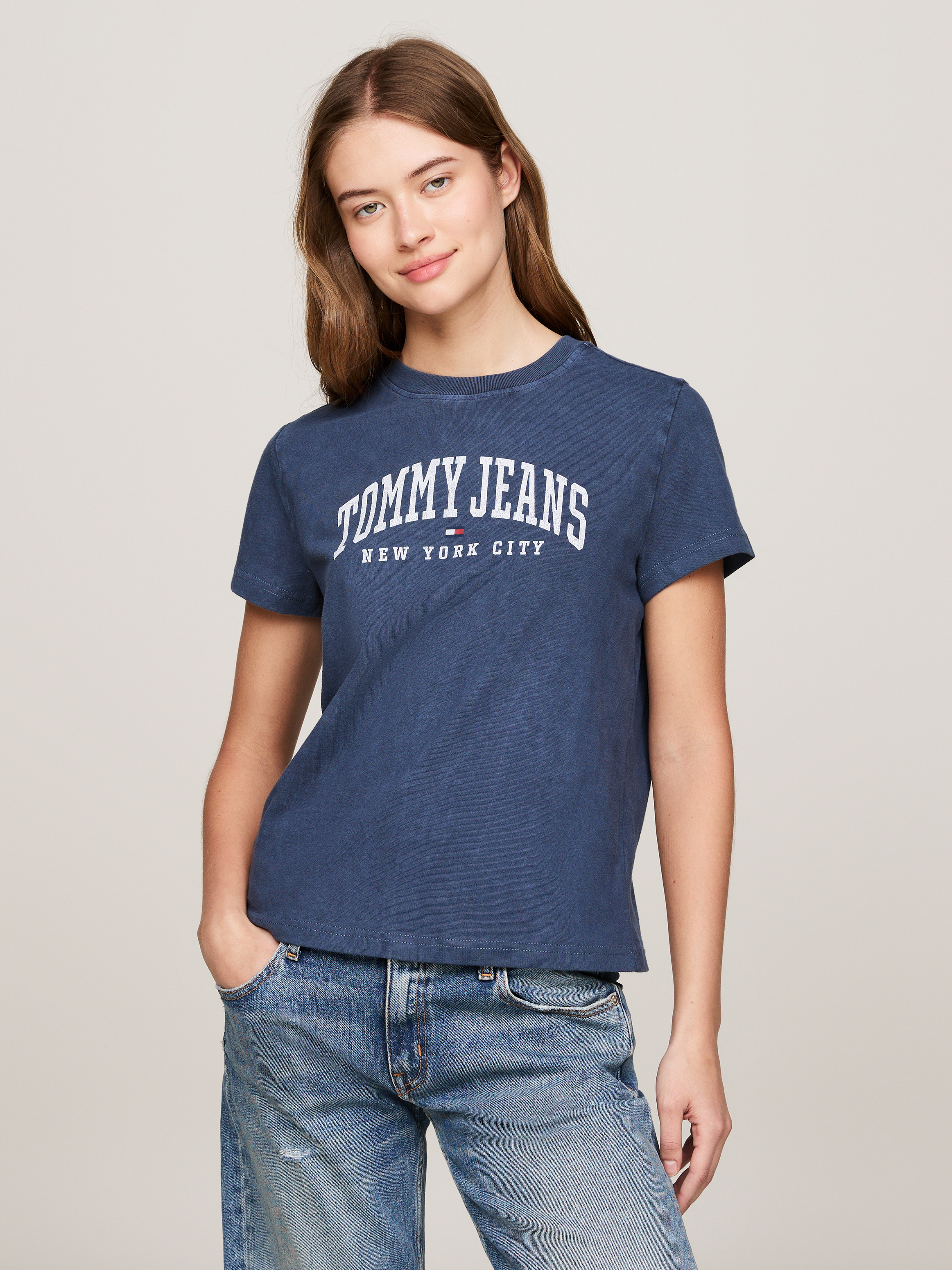 Varsity Logo Crew Neck T-Shirt | T-Shirts | Tommy Jeans