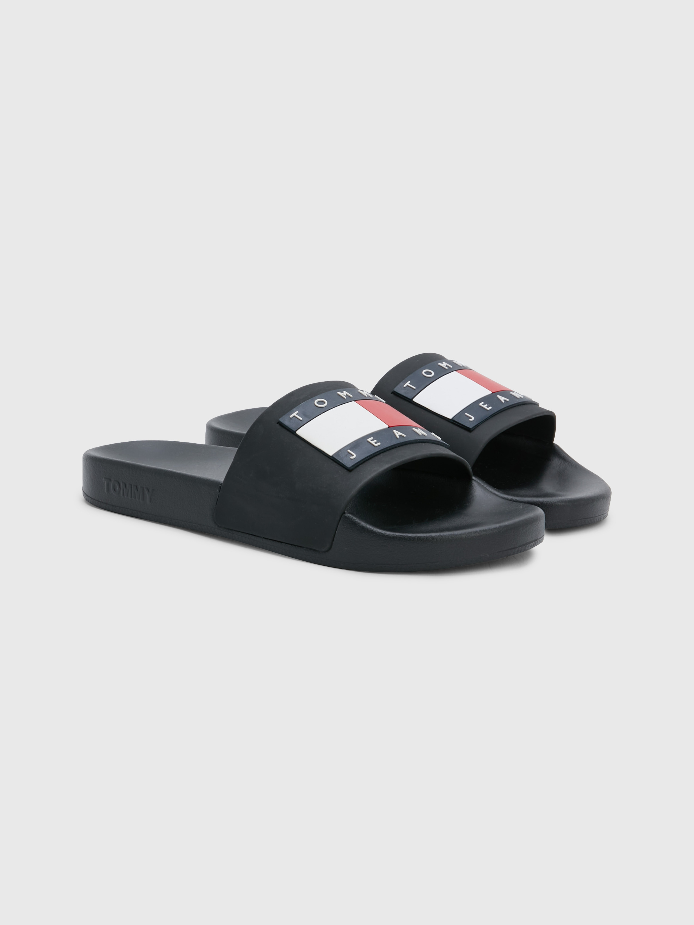 Black tommy deals slides