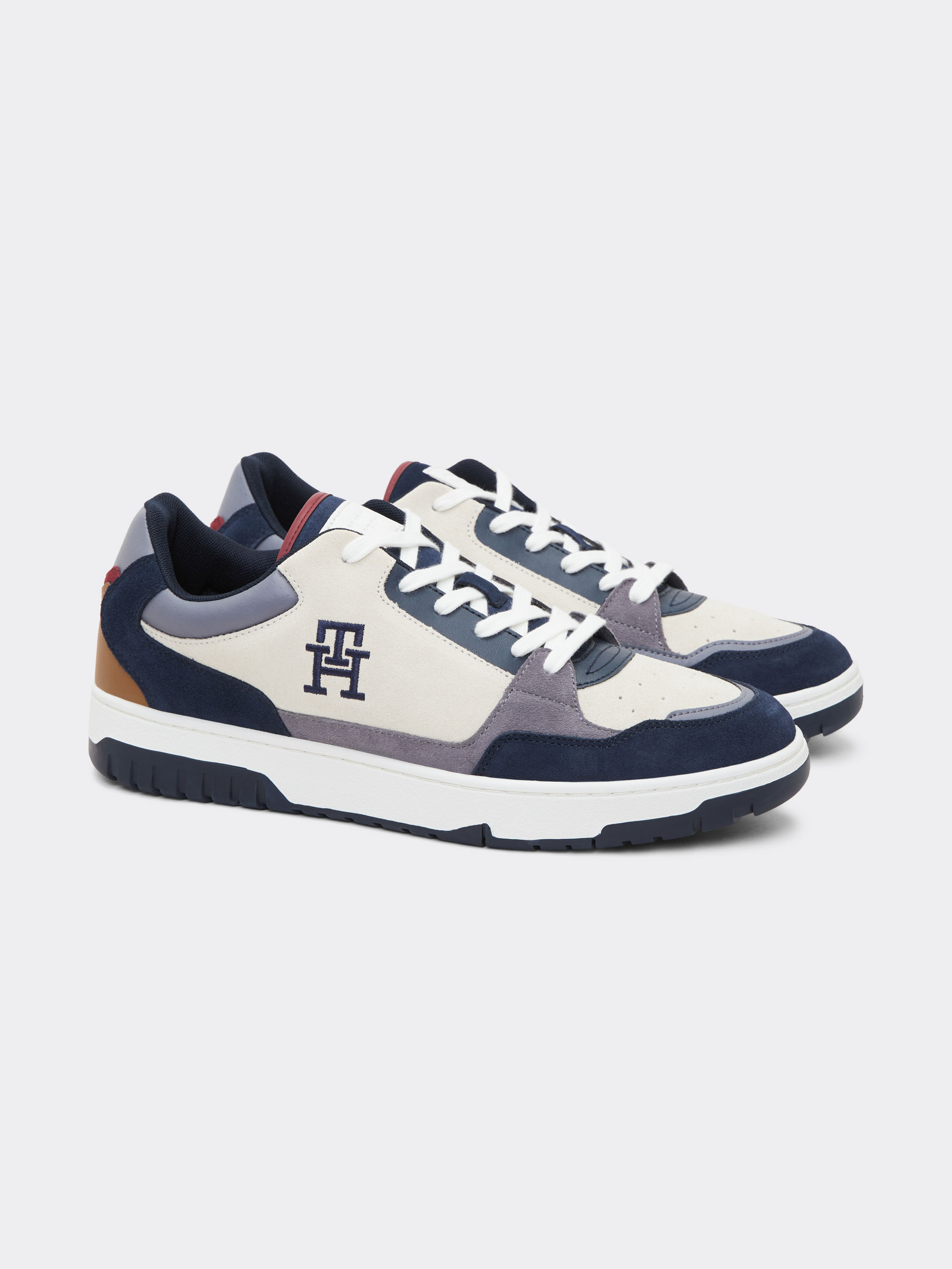 Tommy hilfiger deals basketball sneakers